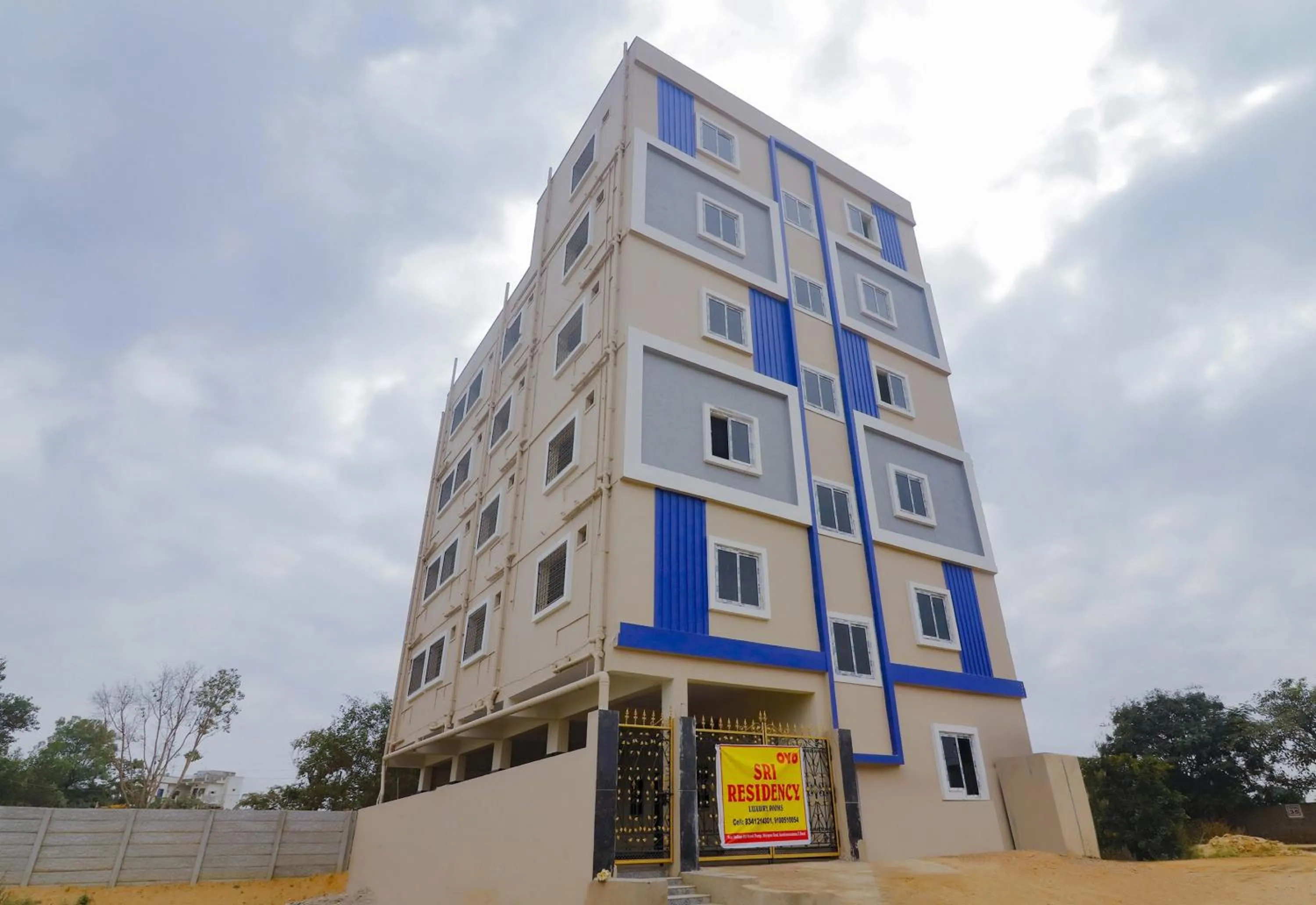 Facade/entrance in Hotel O Sri Residency