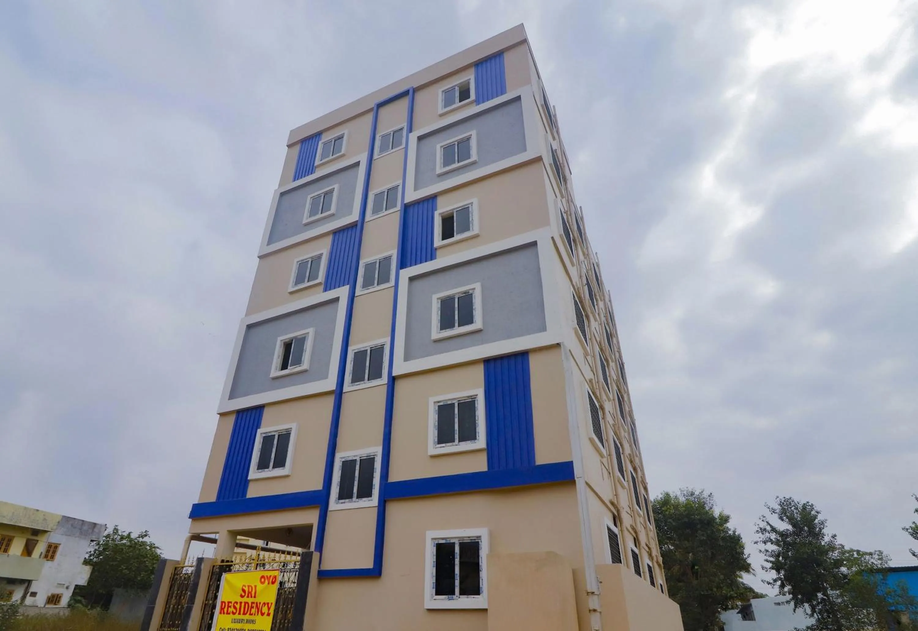 Facade/entrance in Hotel O Sri Residency