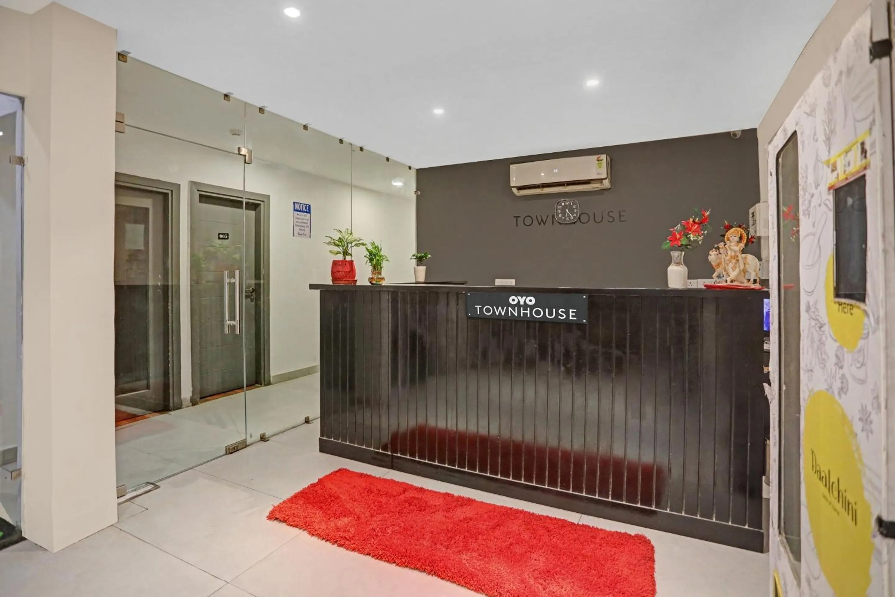 Lobby or reception in Townhouse 587 Sector 19