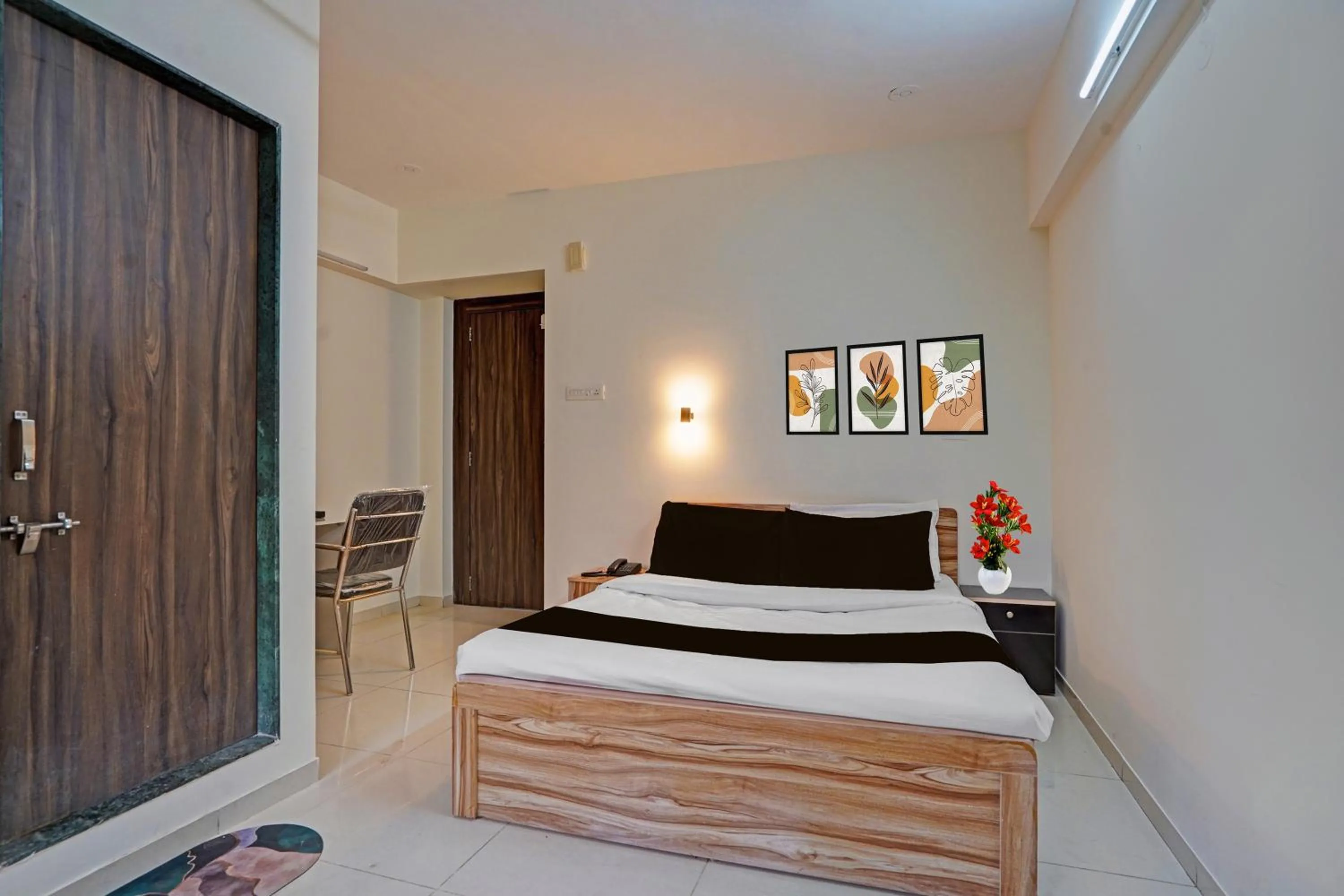 Bed in Super Collection O Baner Hillview Pune Formerly Siri Lodge