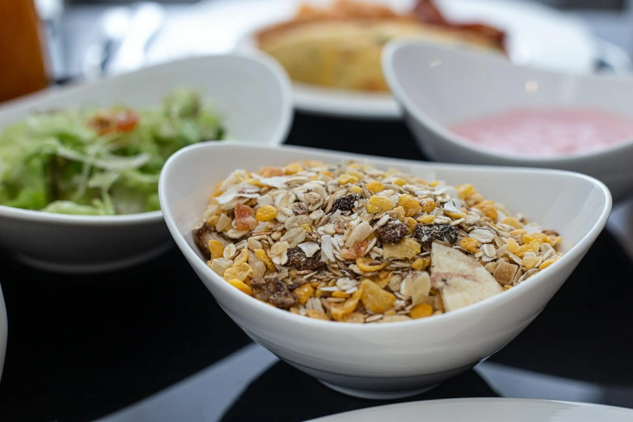 Food and drinks in Sensory Park Urban Hotel