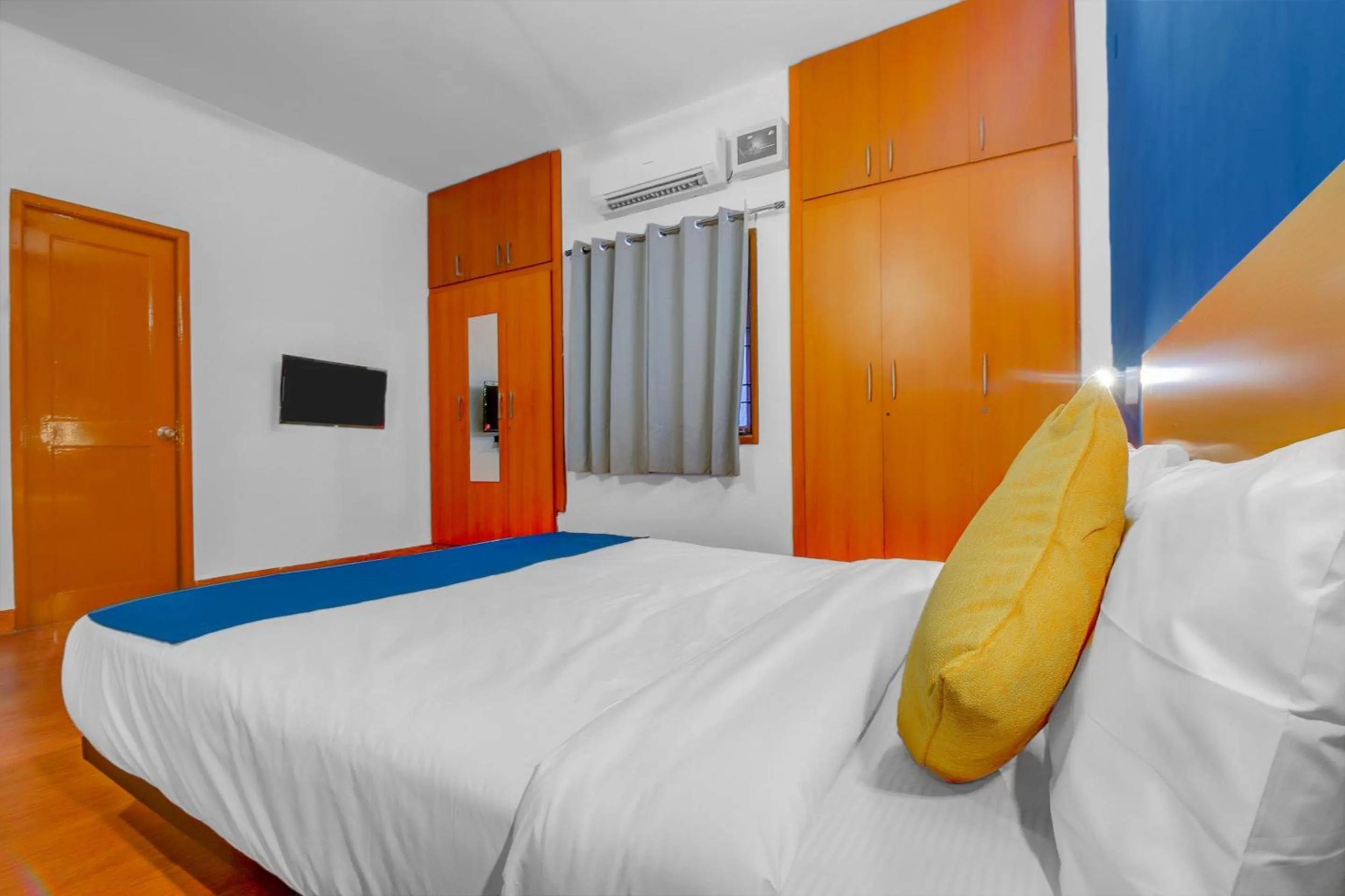 Bedroom, Bed in Hotel O Harma Residency Near Jazz Cinemas Luxe