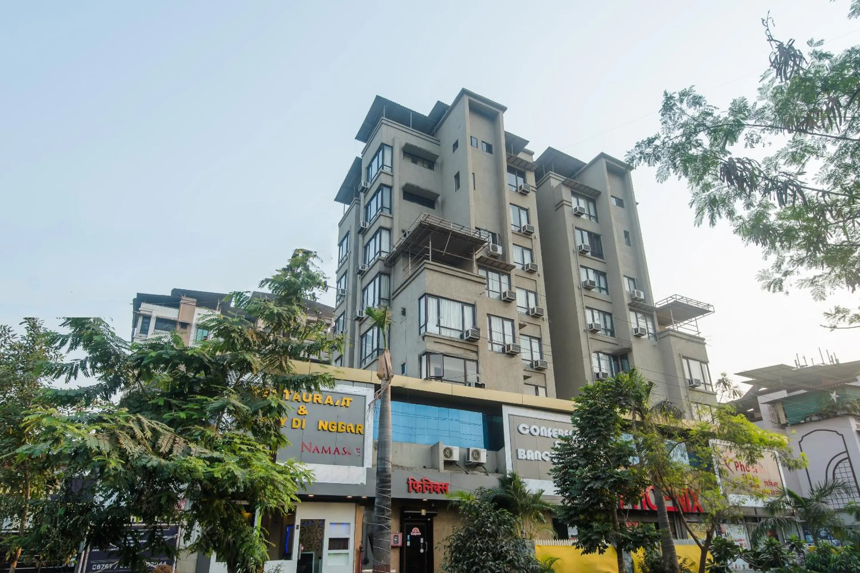 Facade/entrance in Collection O Phoenix