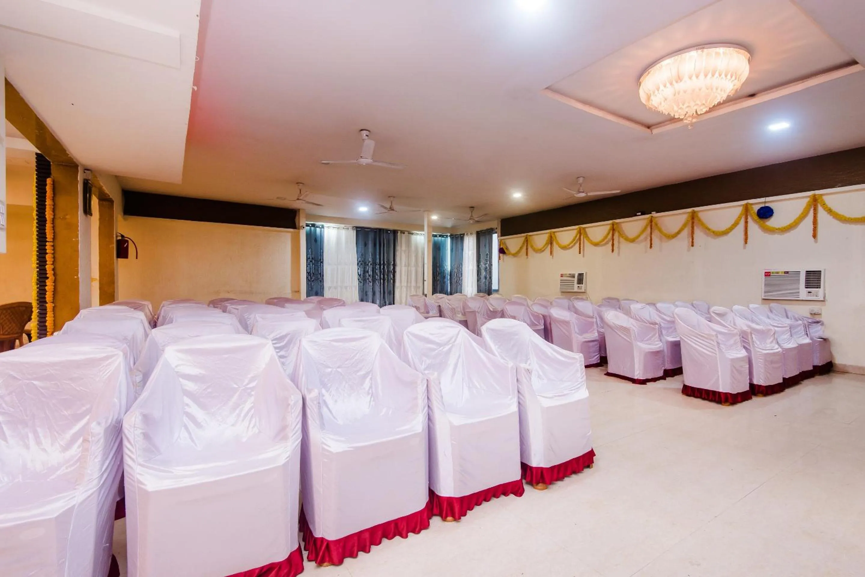 Restaurant/places to eat in Collection O Phoenix