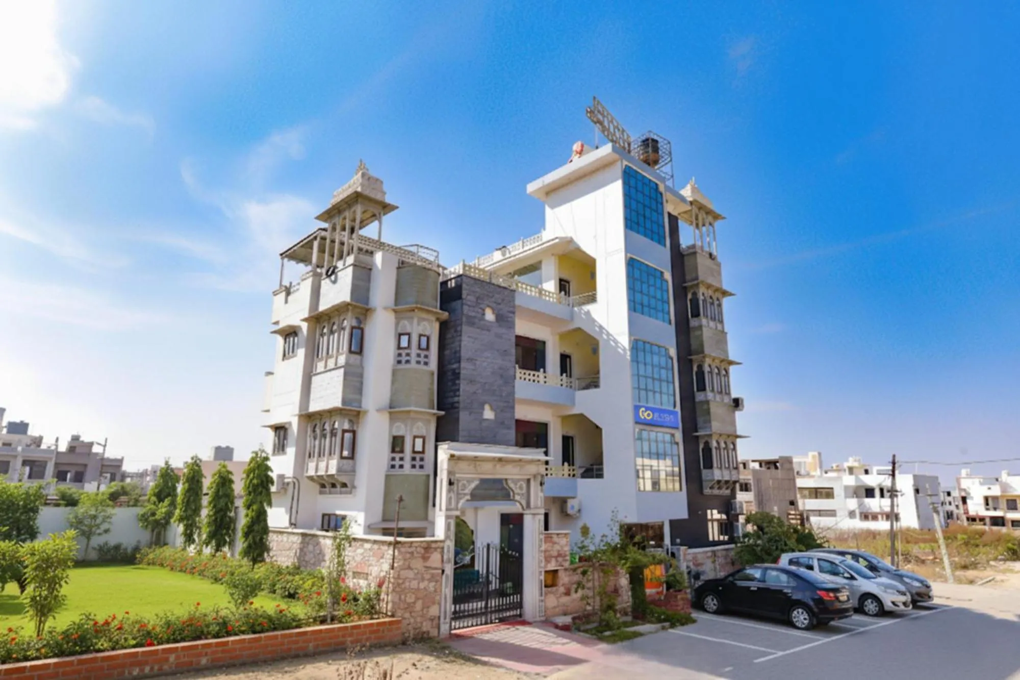 Property building in FabExpress Achrol Palace