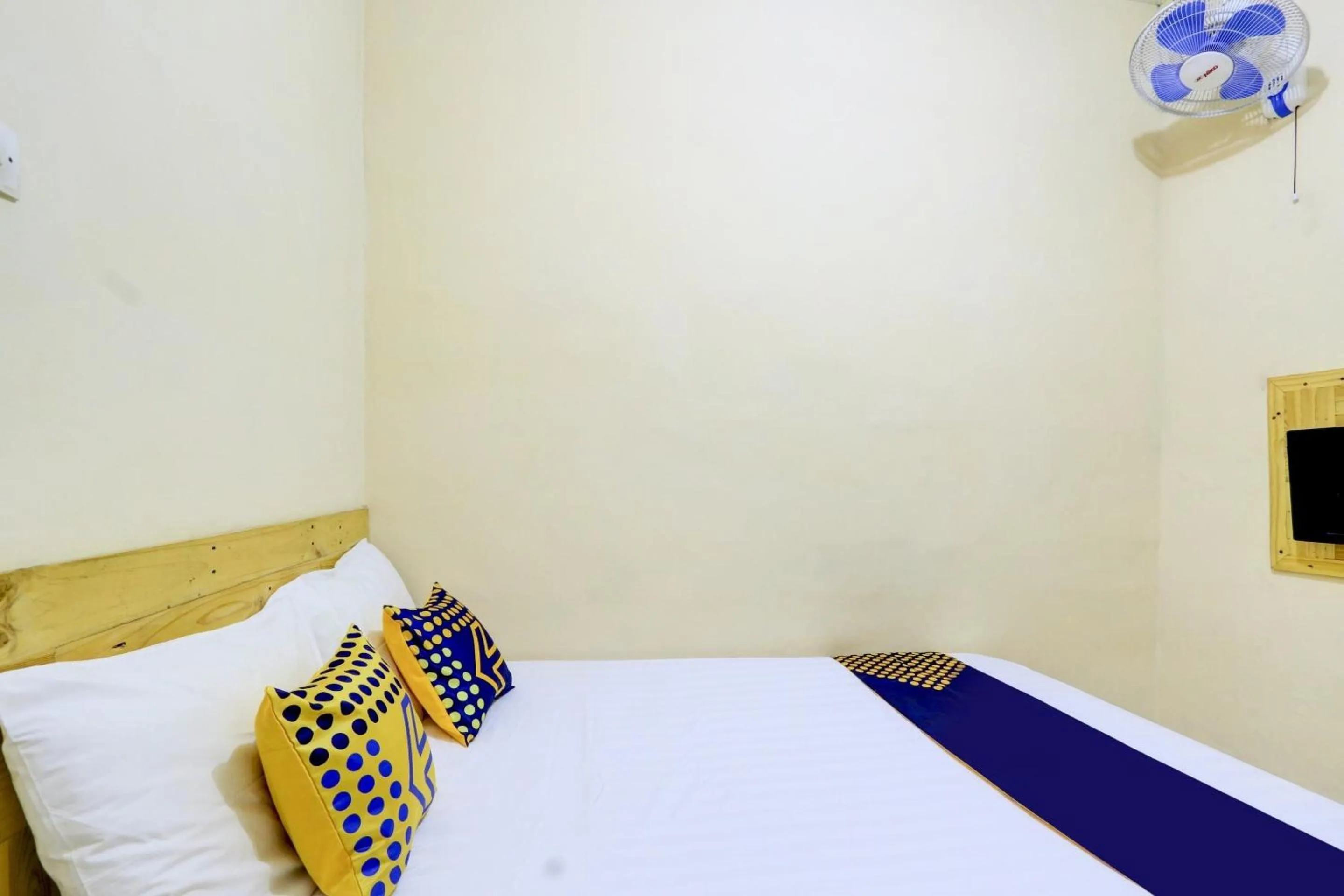 Bedroom, Bed in Hotel O Ramayana