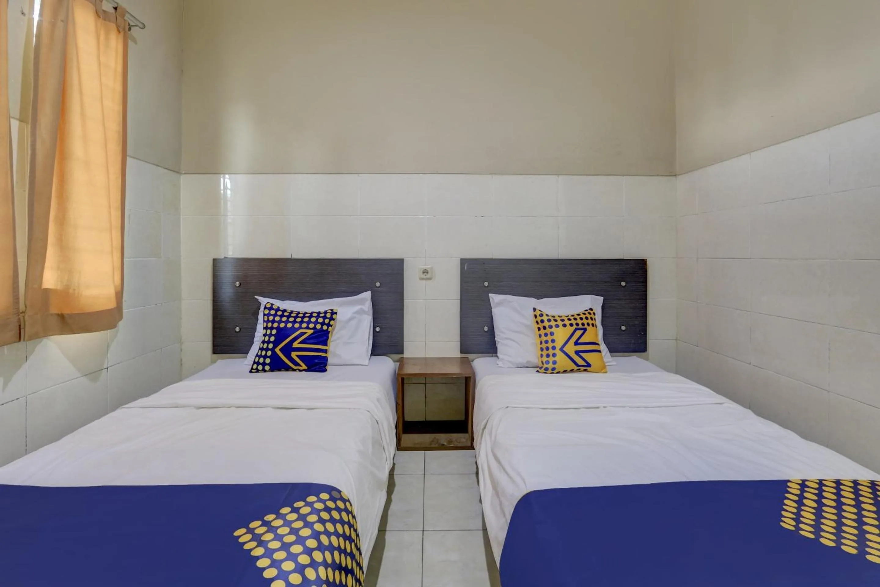 Bedroom, Bed in OYO Life 90159 Puri Asoka Guest House