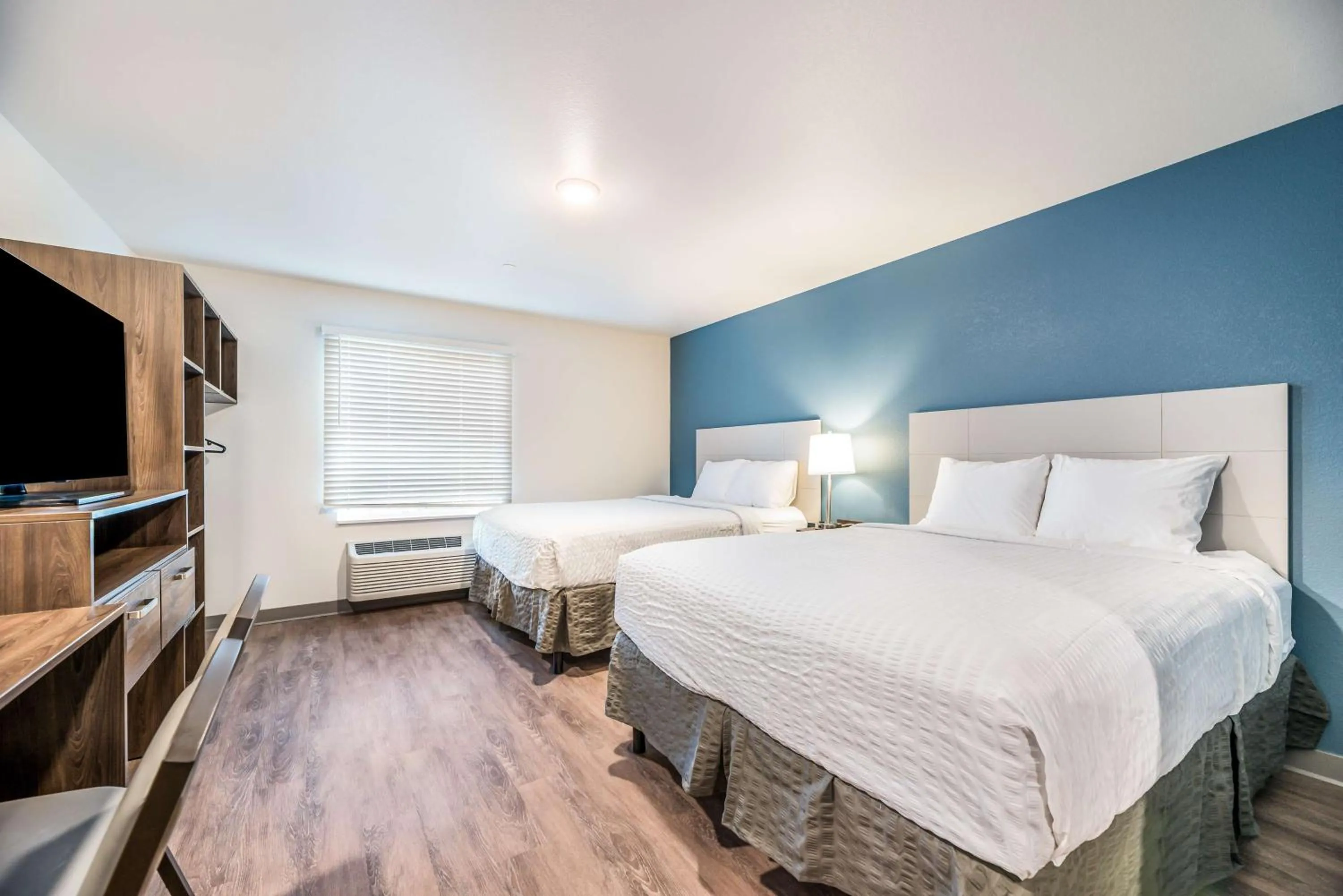 Bedroom, Bed in Extended Stay America Select Suites - Orlando - Kissimmee