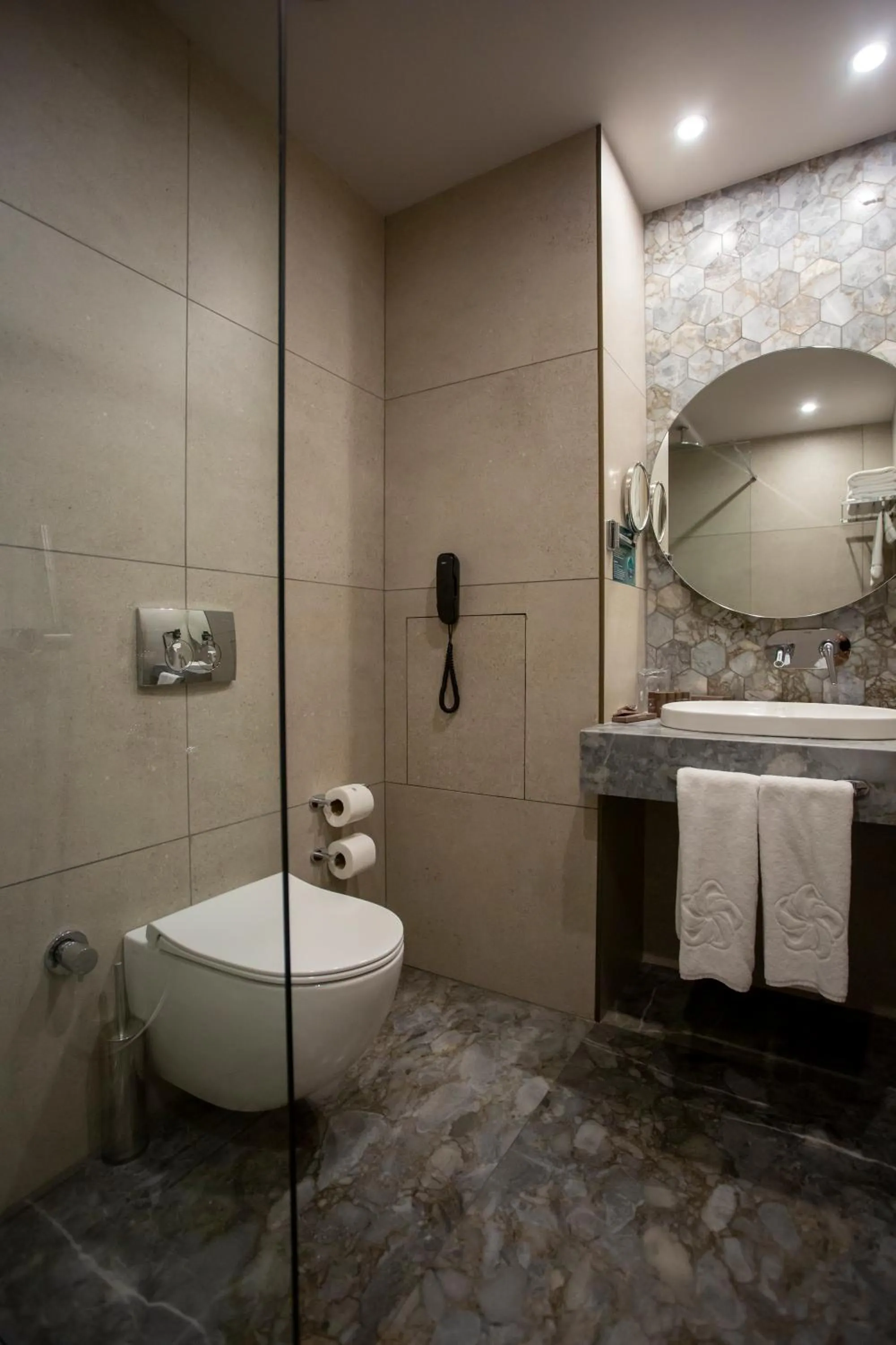 Toilet in Melas Hotel Istanbul