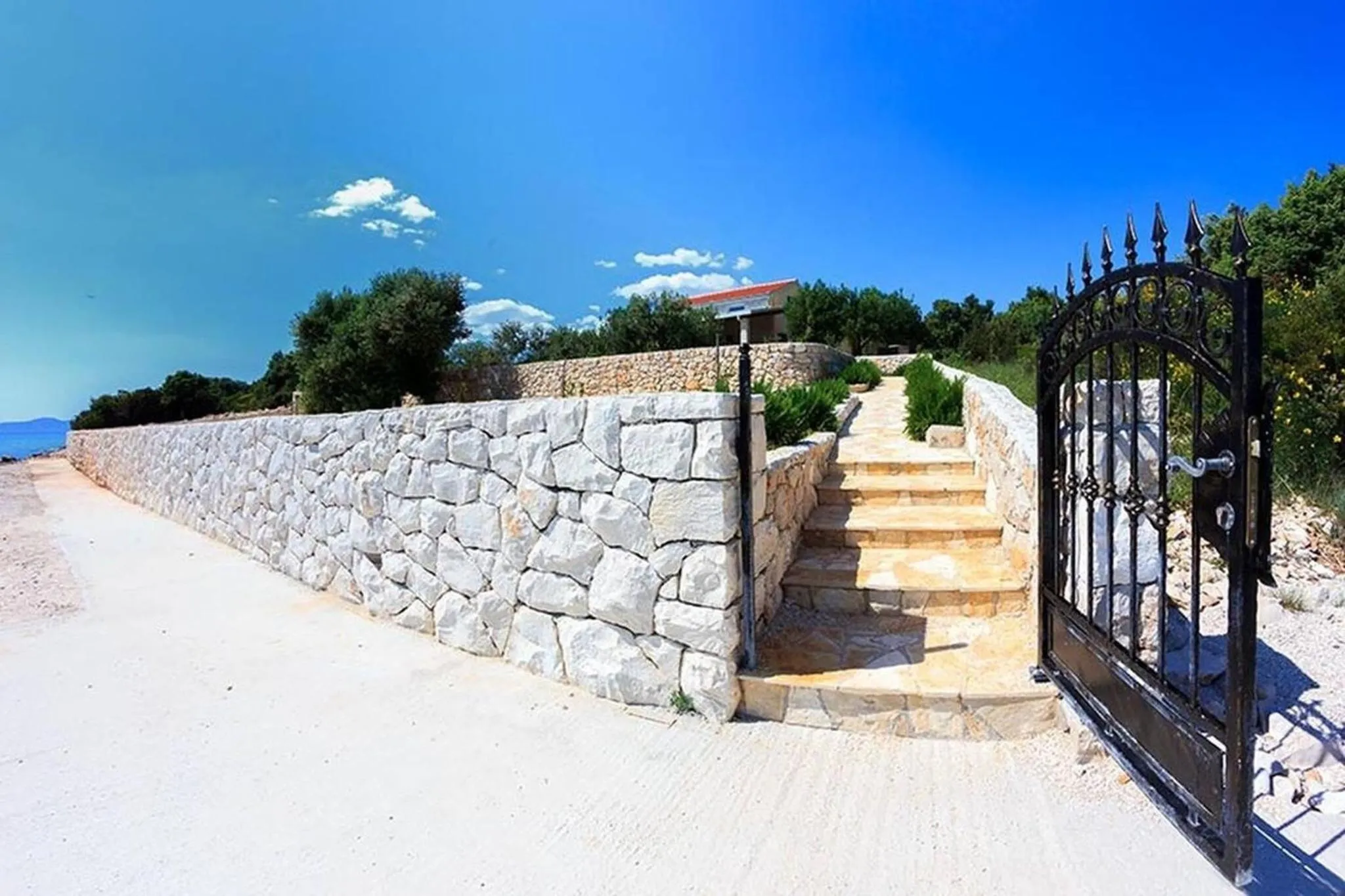 Other in Luxury Beachfront Villa Dalmatino Trogir with private pool right at the beach in Okrug Gornji - Ciovo