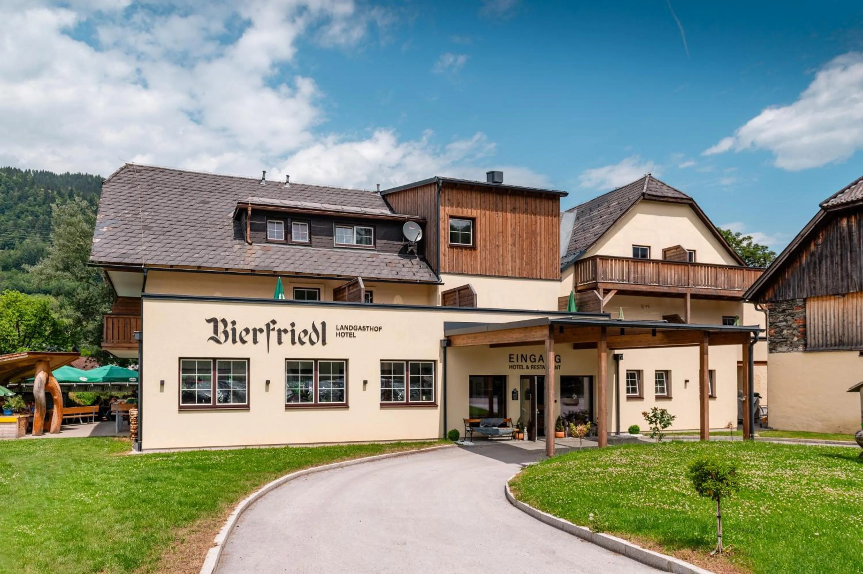 Property building in Landgasthof Bierfriedl