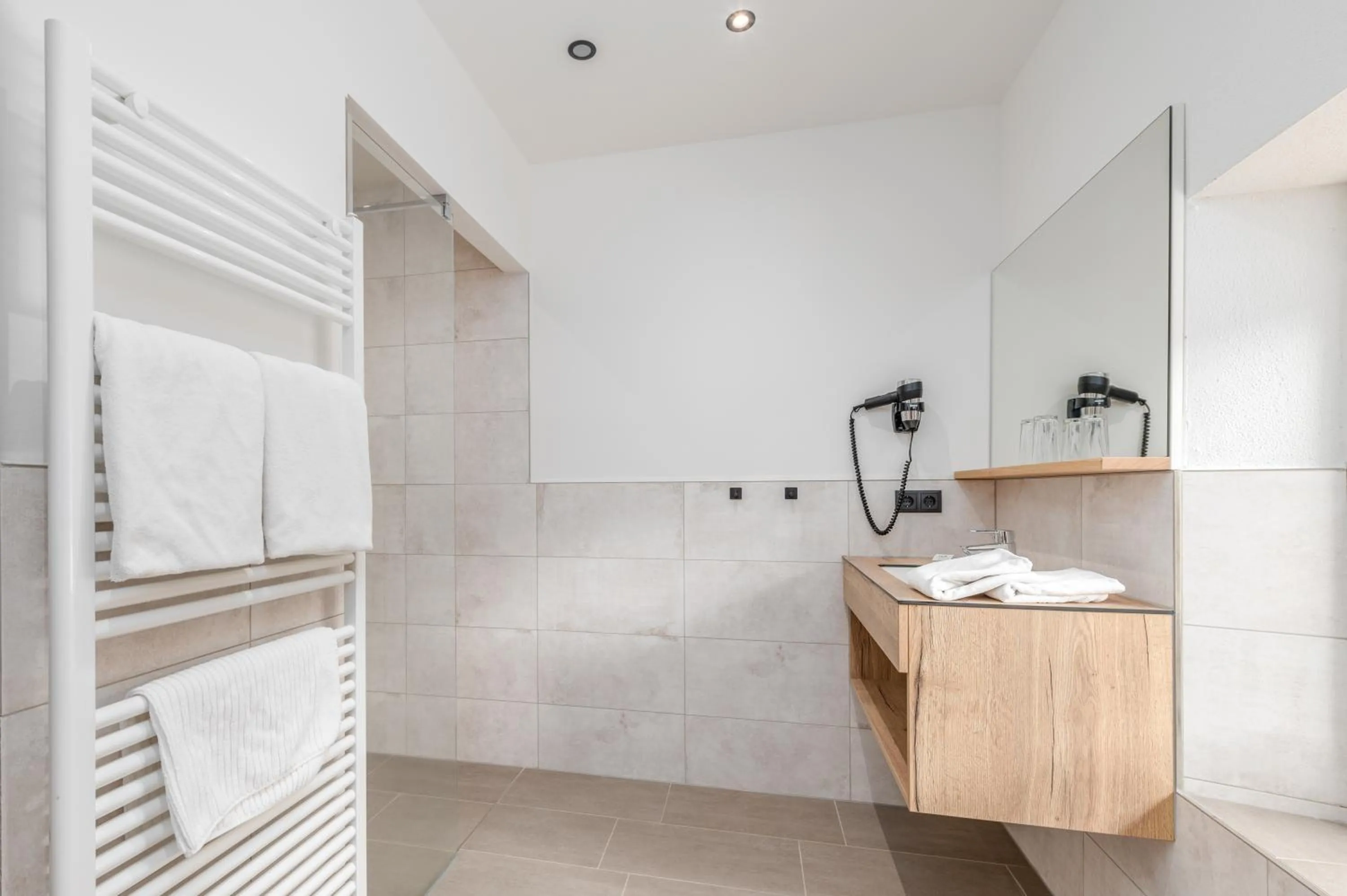 Bathroom in Landgasthof Bierfriedl