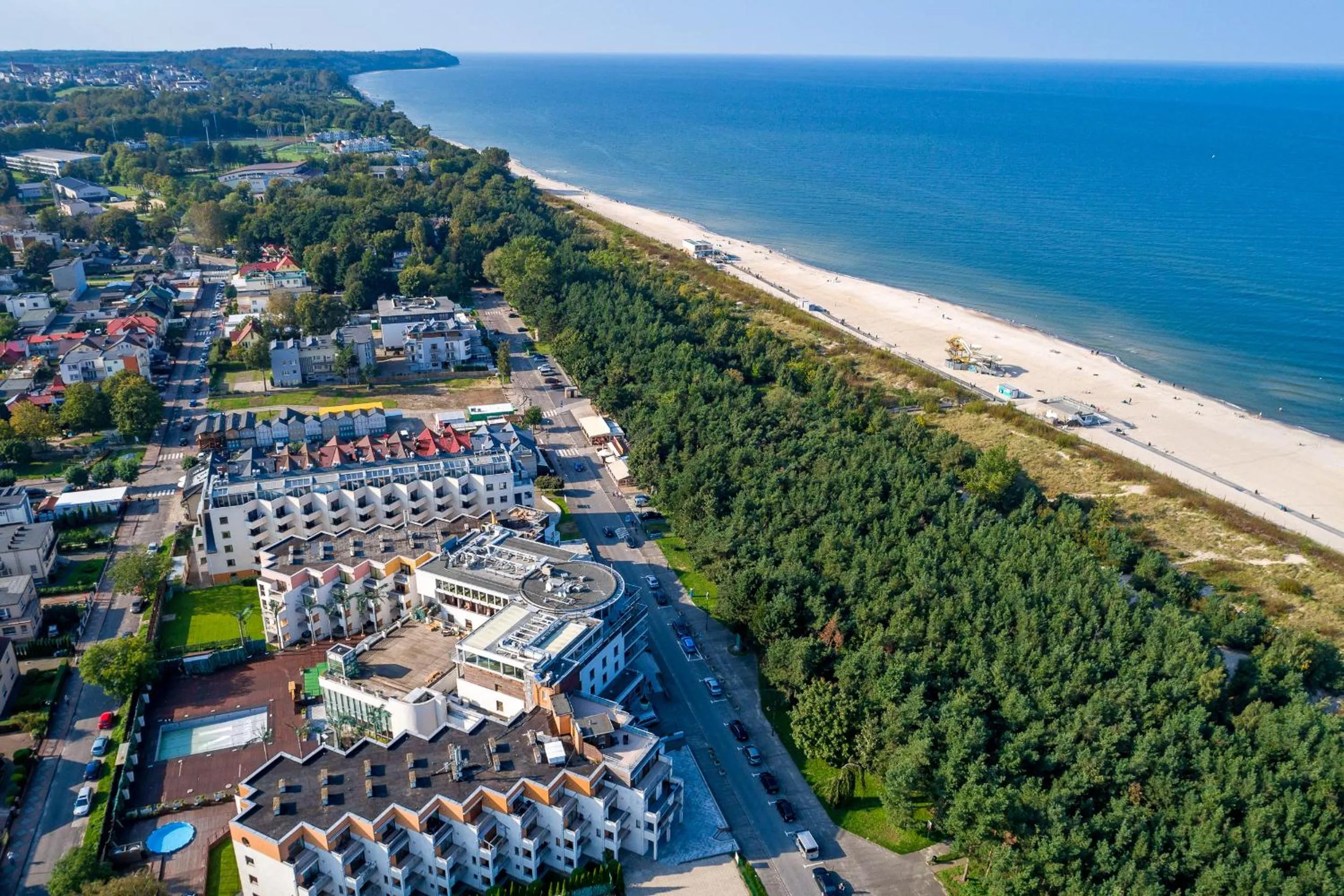 Property building in Maloves Resort & Spa, pokoje w bocznych budynkach