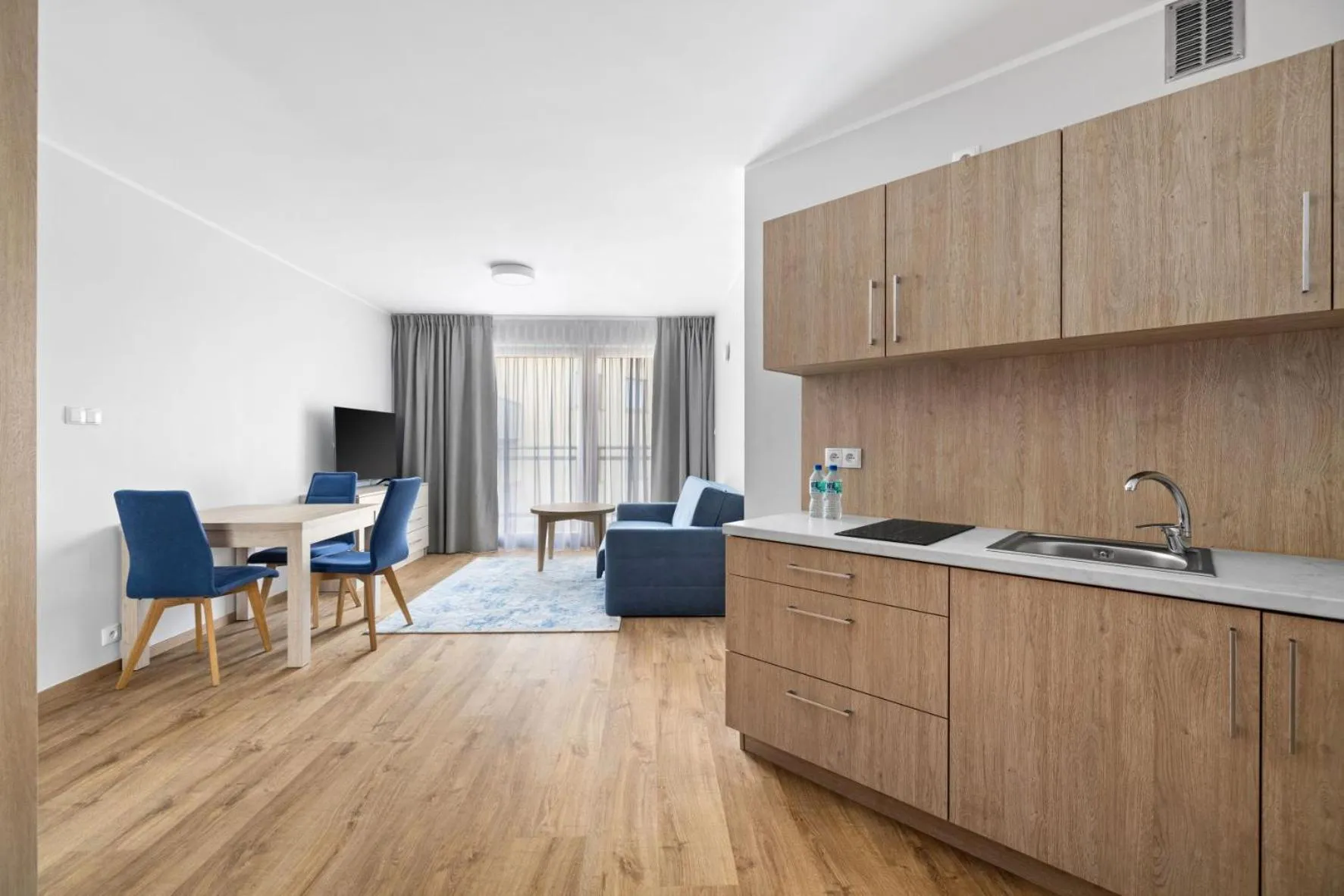 Kitchen or kitchenette in Maloves Resort & Spa, pokoje w bocznych budynkach