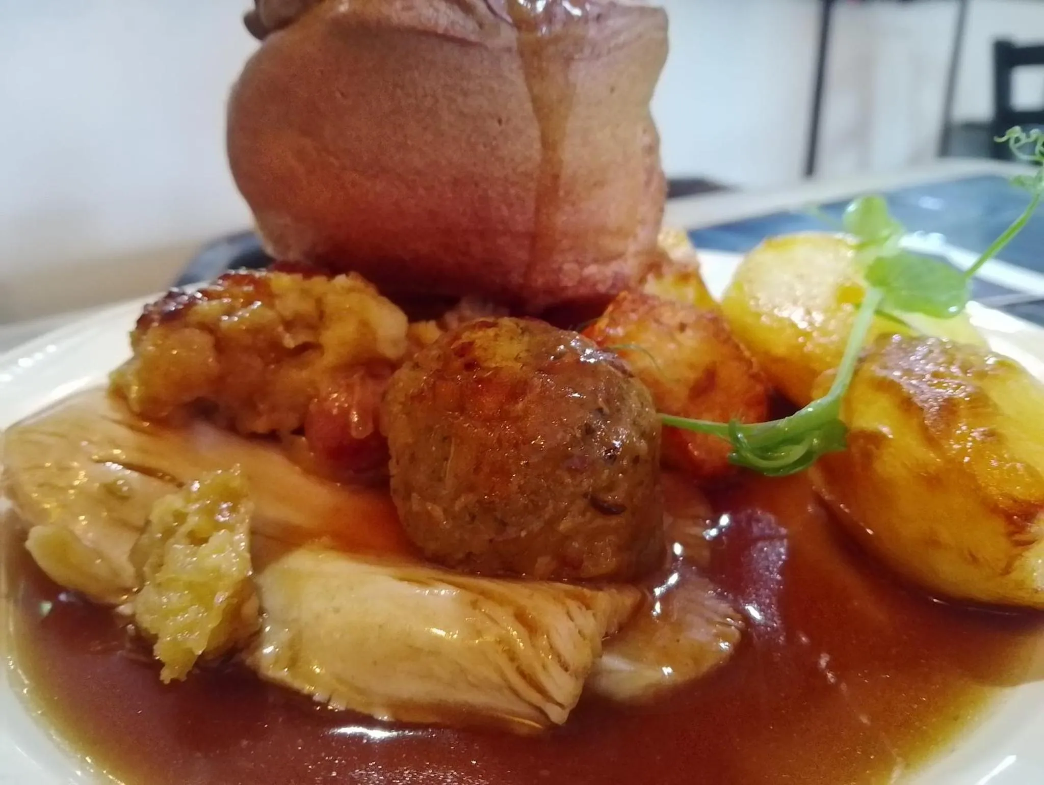 Restaurant/places to eat in THE KINGS ARMS INN