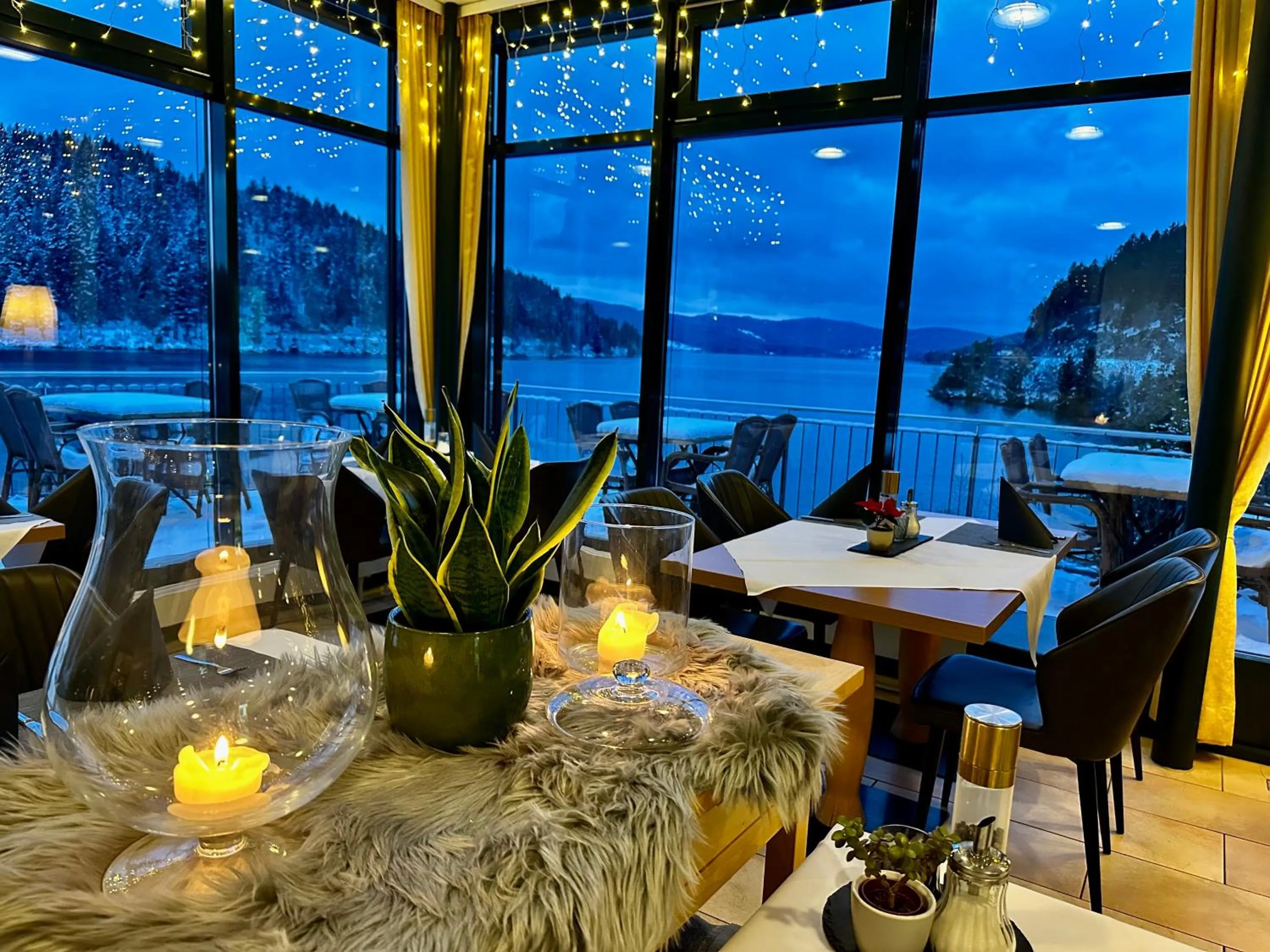 Restaurant/places to eat in Seehotel Hubertus