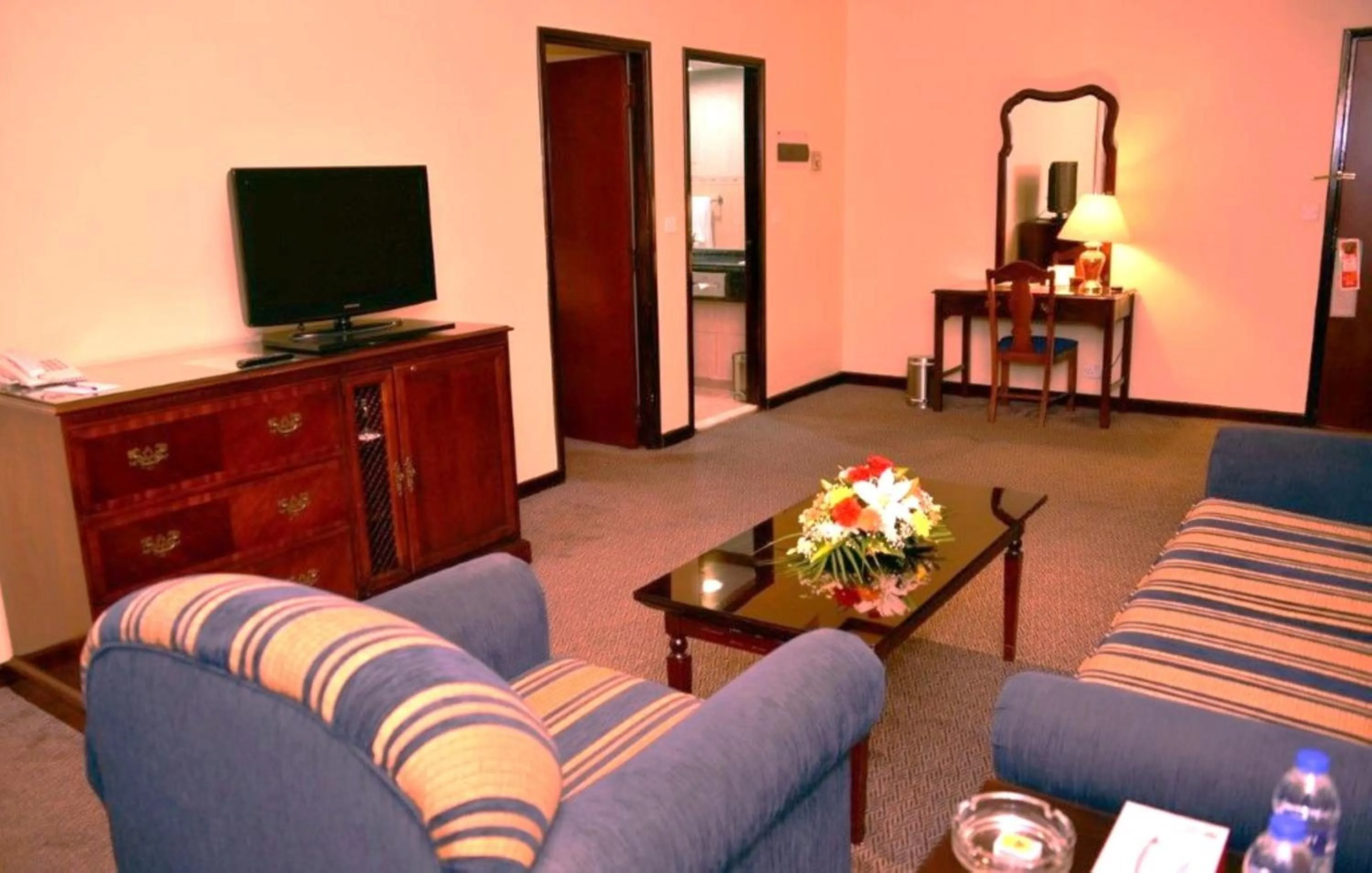 Living room in Rolla Suites Hotel -Former J5 Bur Dubai Hotel