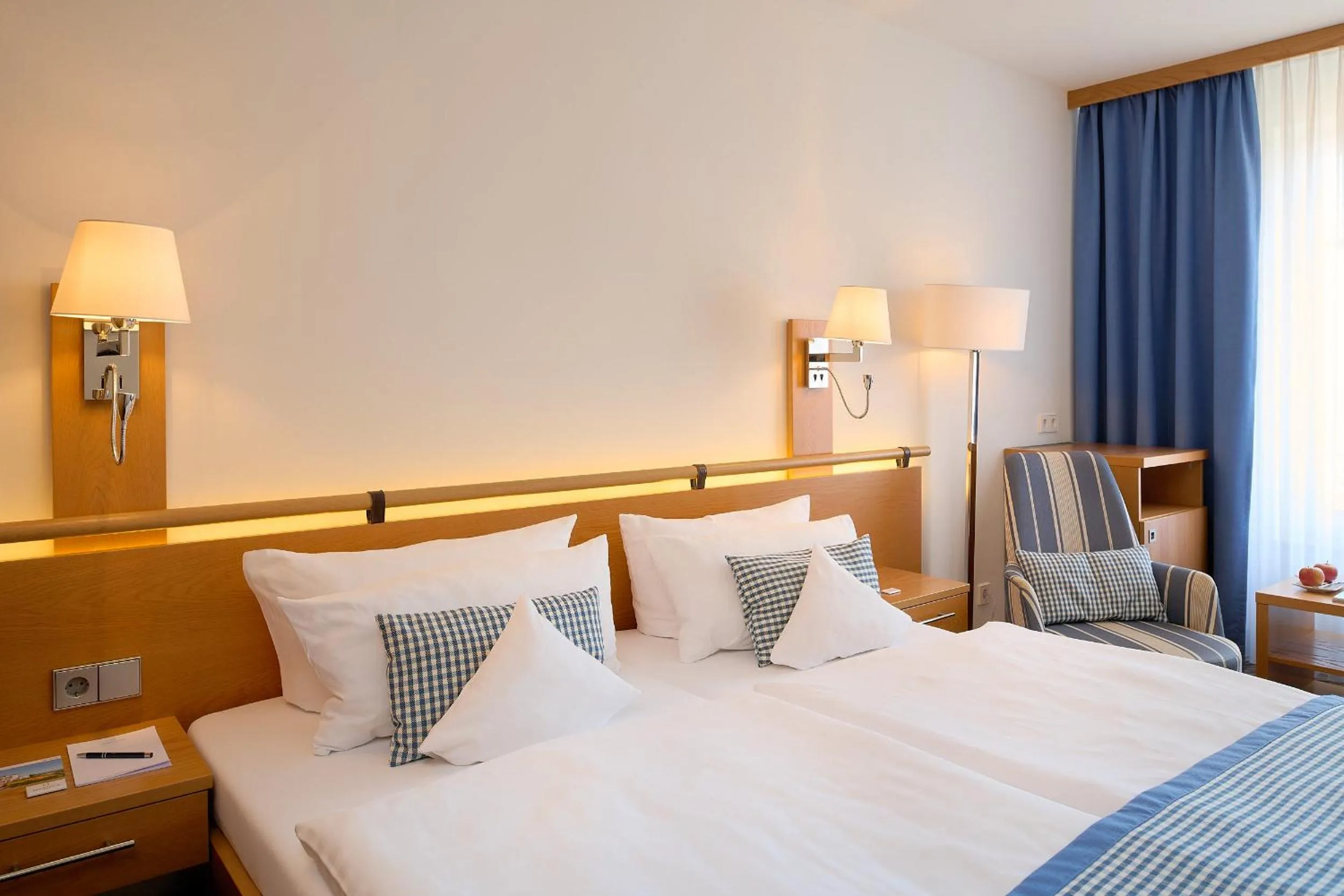 Photo of the whole room, Bed in Hotel Bernstein