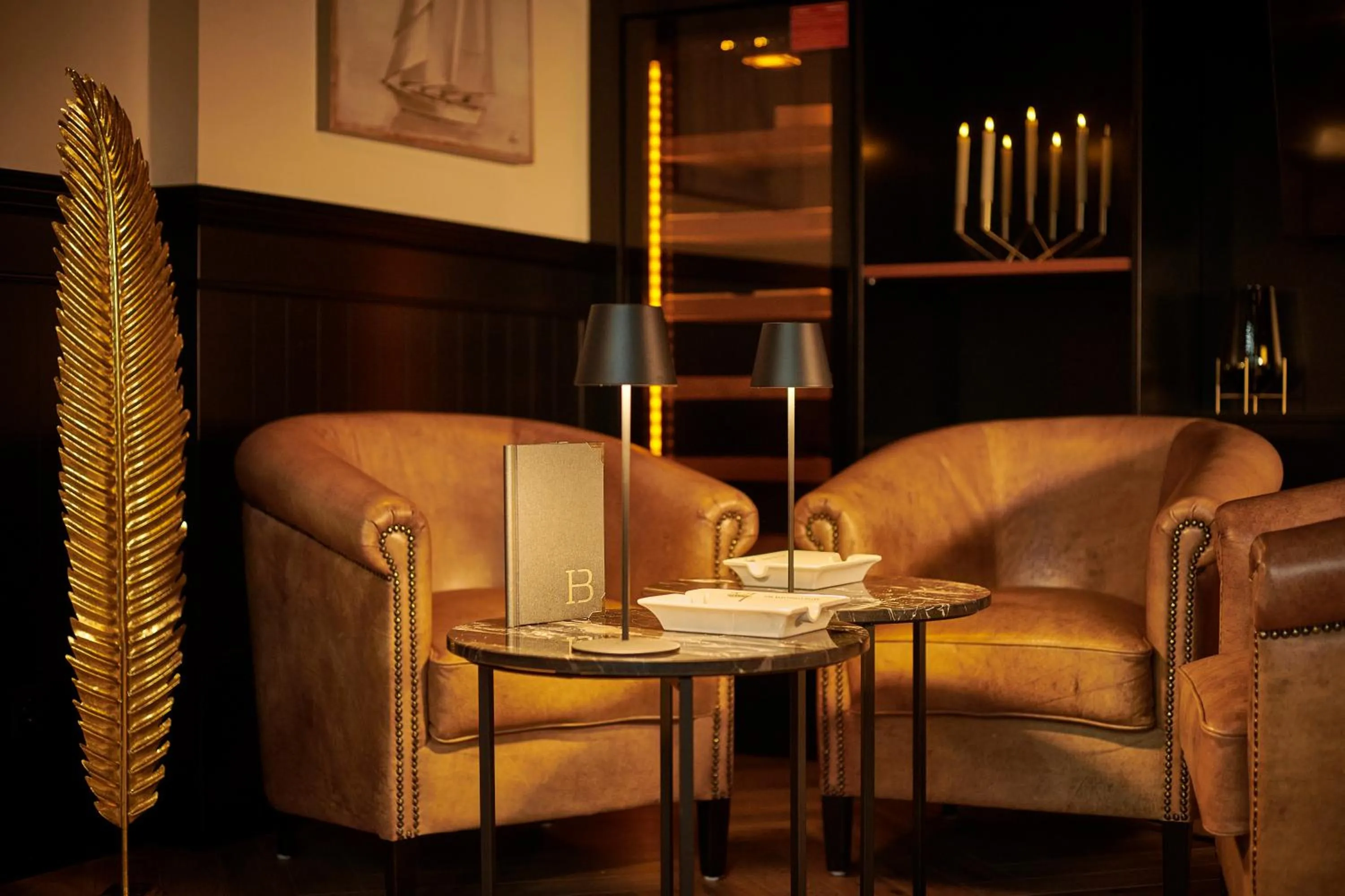 Communal lounge/ TV room in Hotel Bernstein