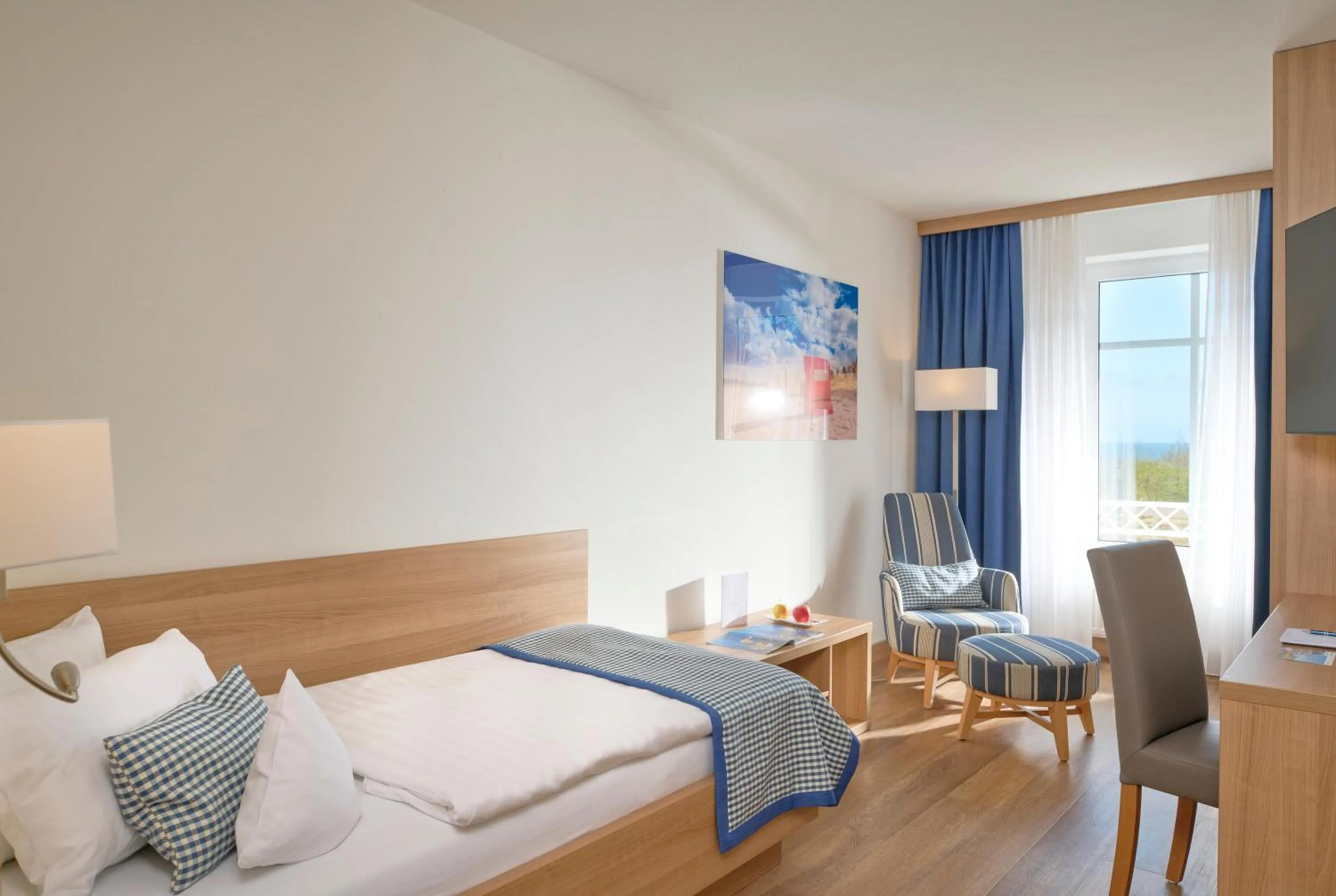 Photo of the whole room, Bed in Hotel Bernstein