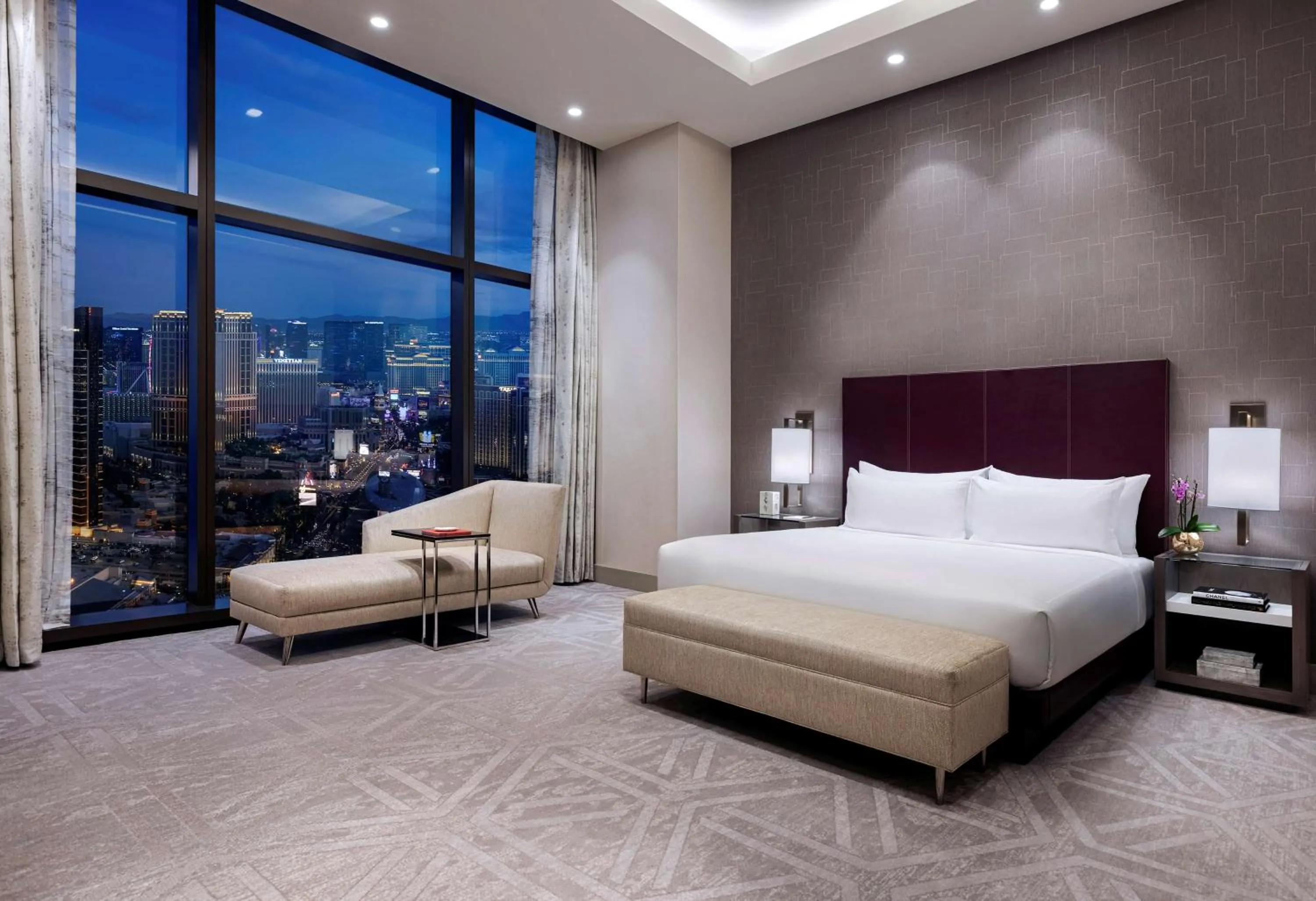 Bed in Crockfords Las Vegas, LXR Hotels & Resorts at Resorts World
