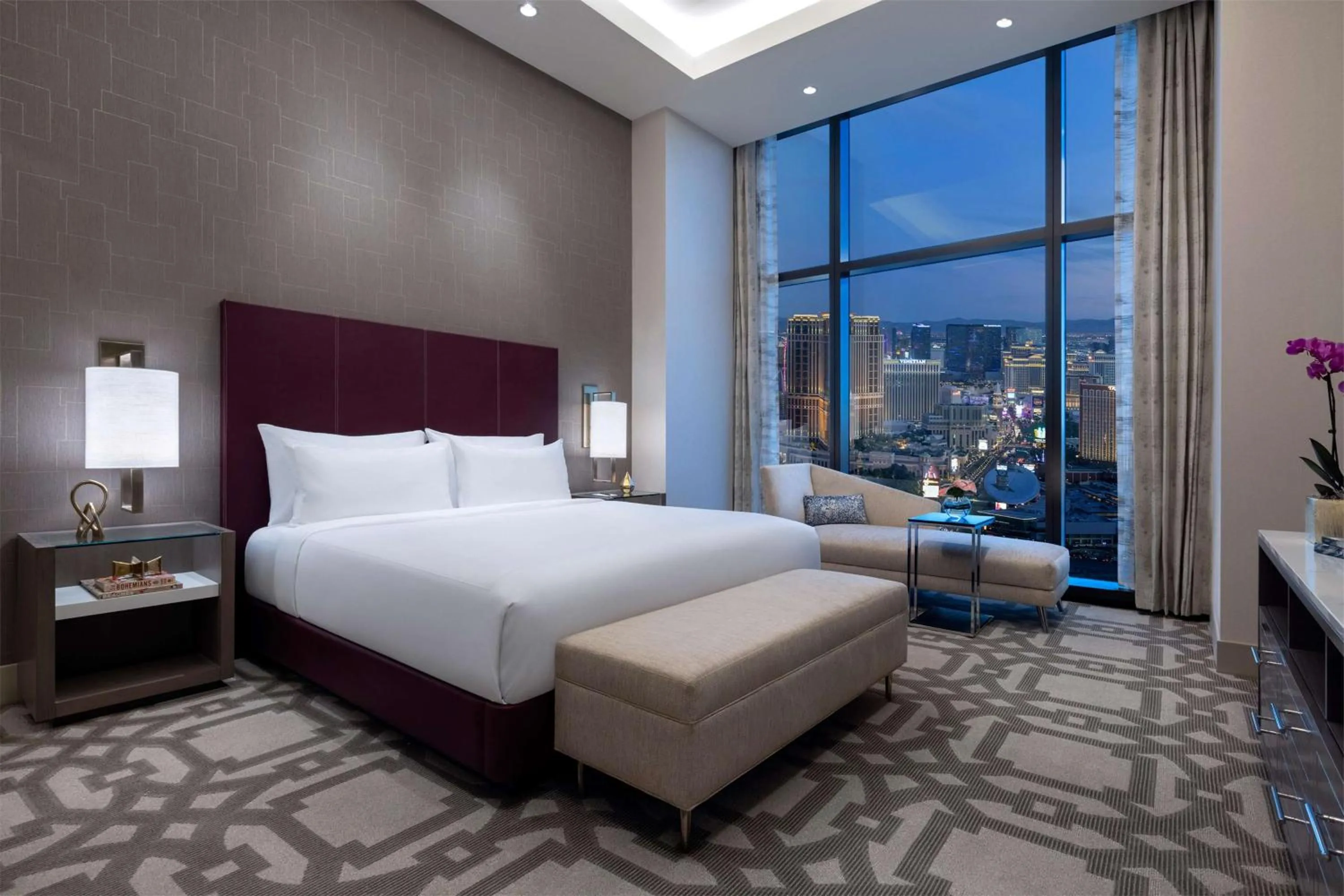 Bed in Crockfords Las Vegas, LXR Hotels & Resorts at Resorts World