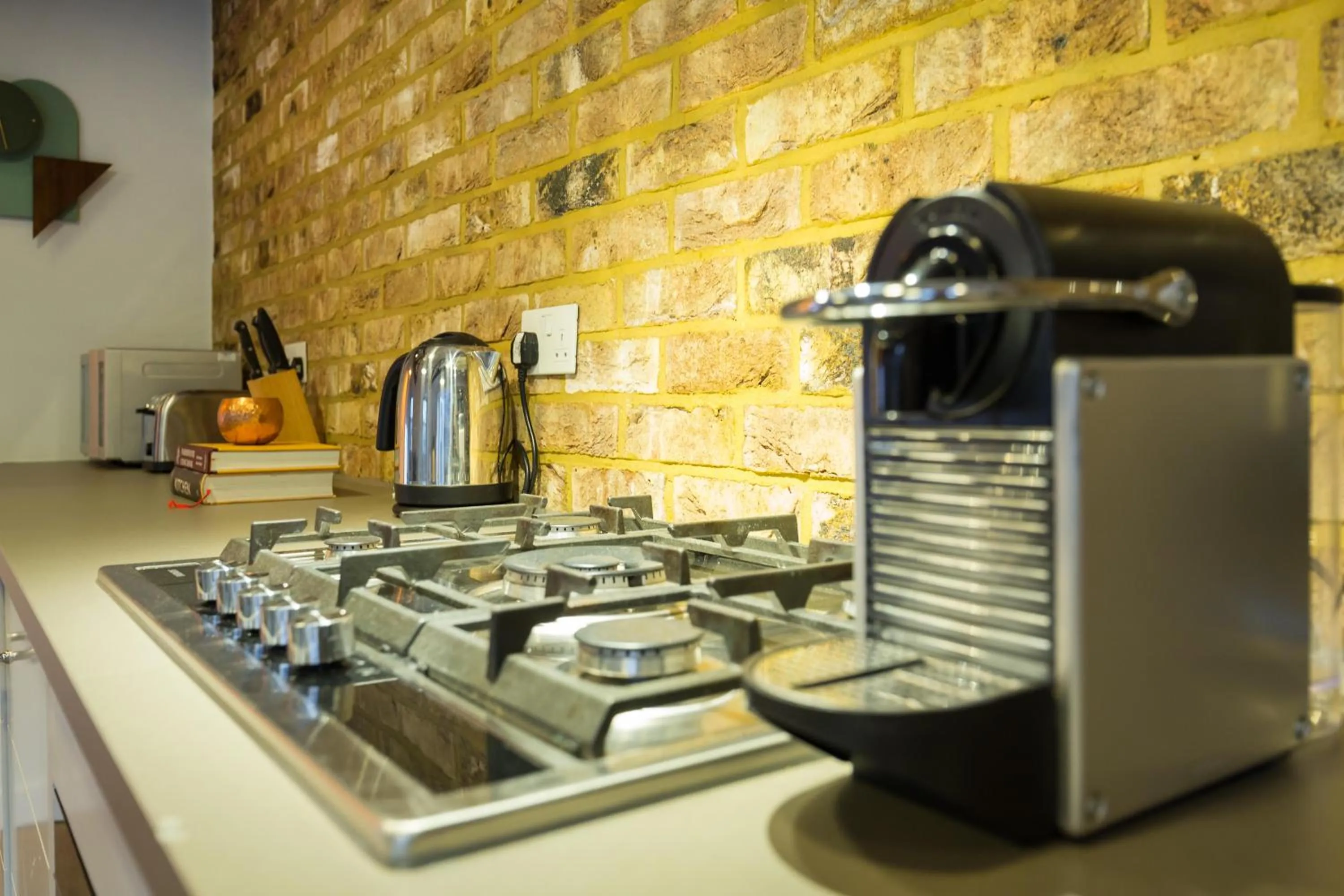 Coffee/tea facilities in Urban Chic - Rathbone