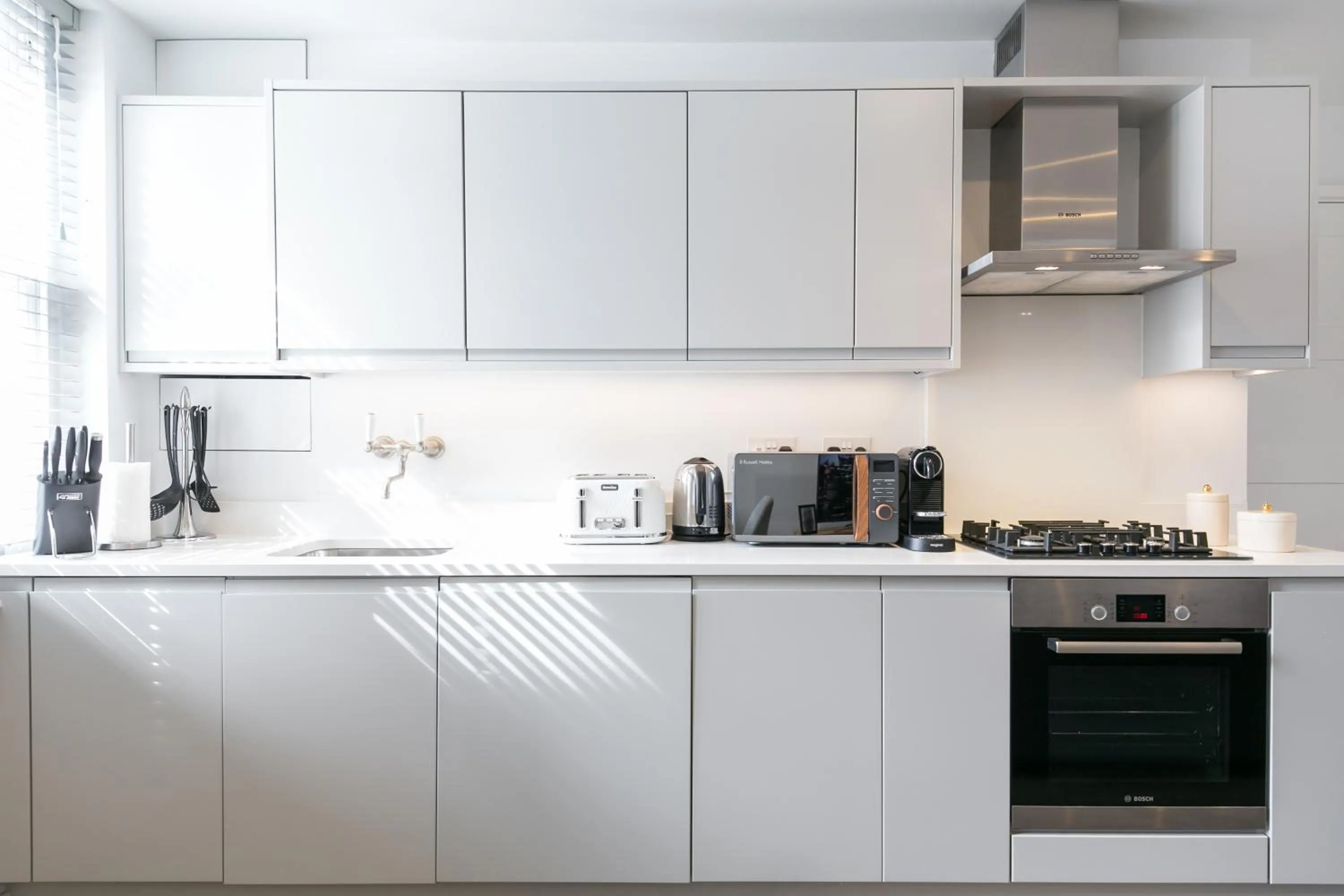 Kitchen or kitchenette in Urban Chic - Rathbone