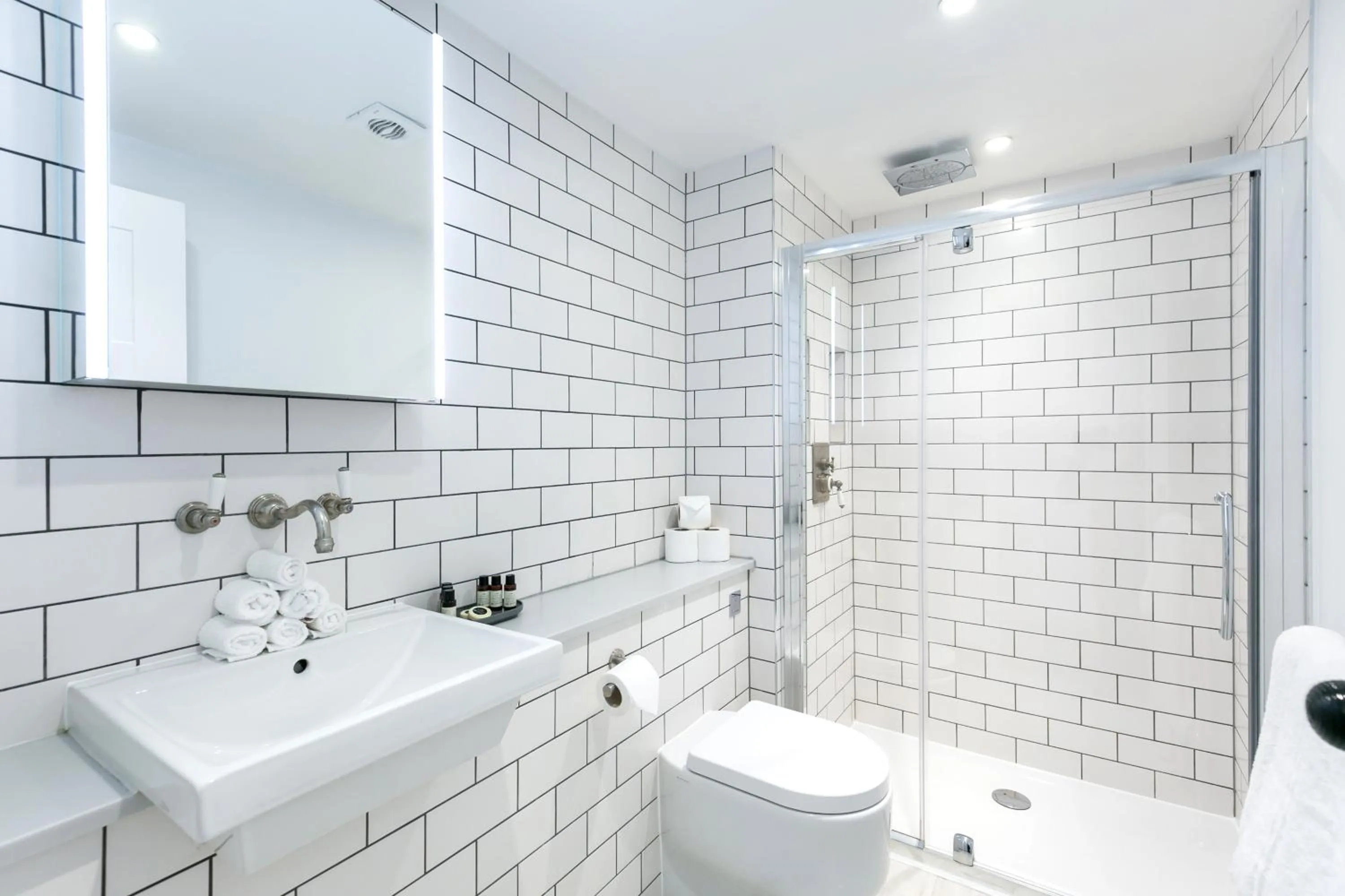 Toilet in Urban Chic - Rathbone