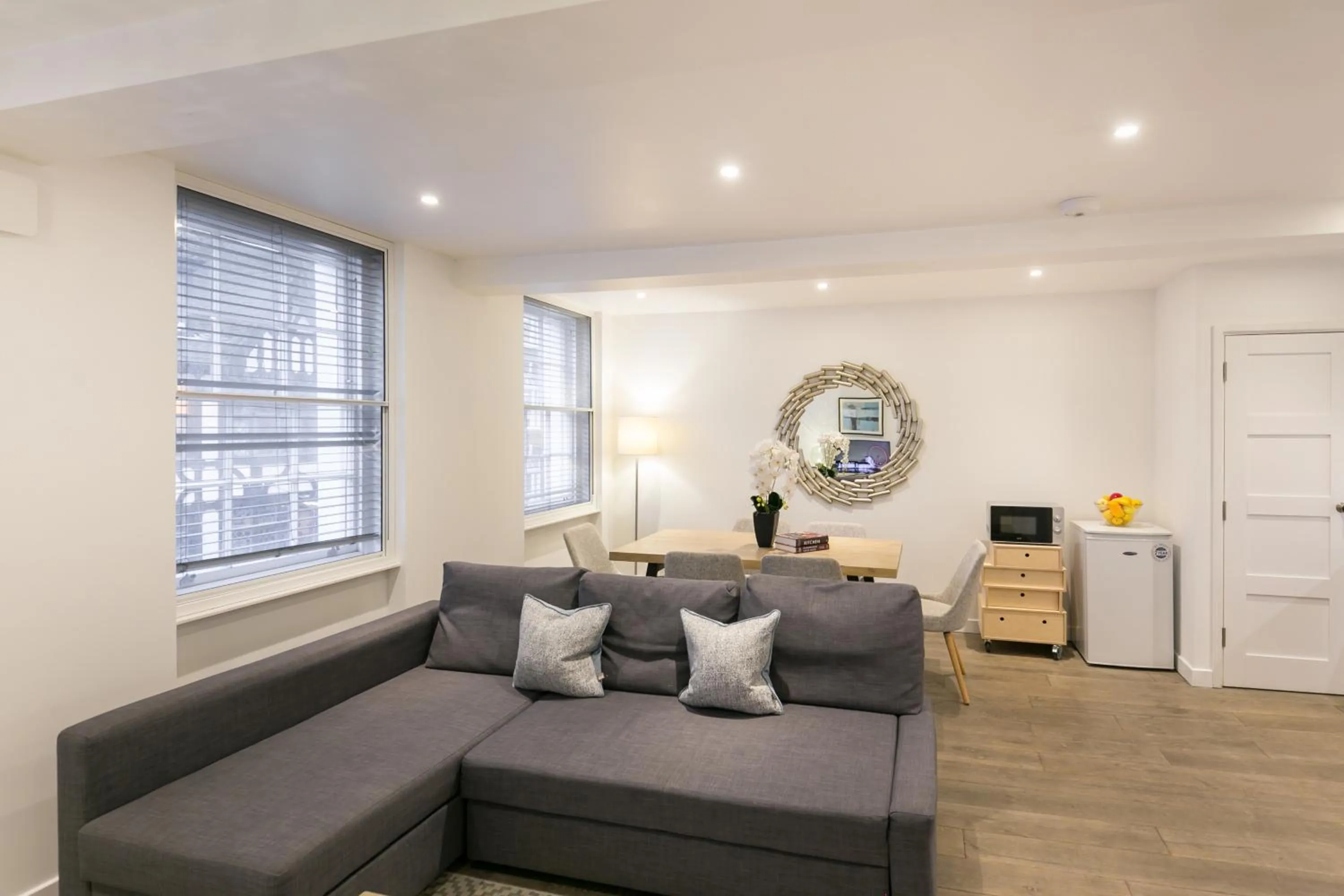 Seating area in Urban Chic - Rathbone