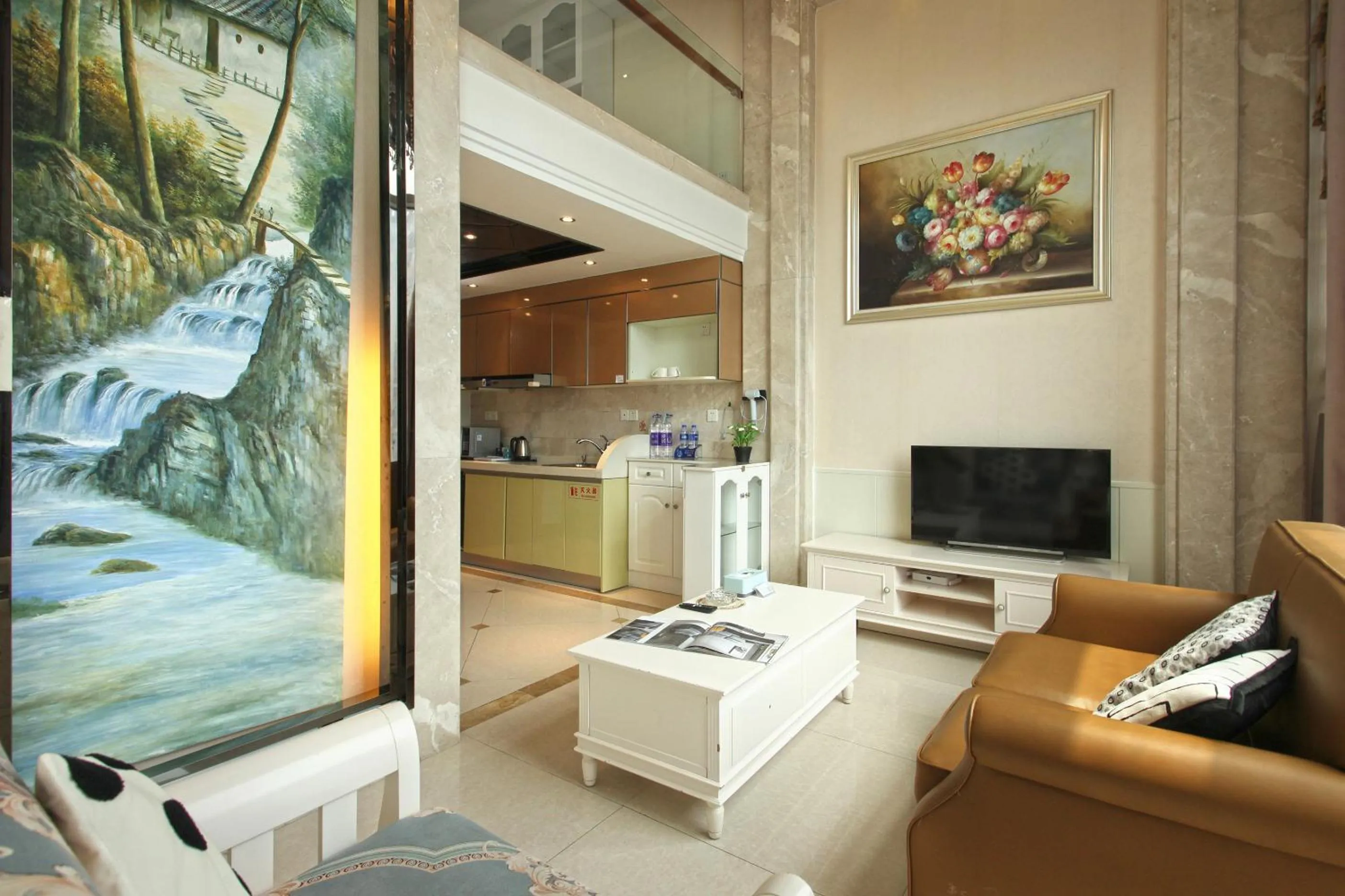 Living room in Barton International Residence Guangzhou - located in the city center adjacent to Beijing Road Pedestrian Street and Dafo Temple and close to the subway