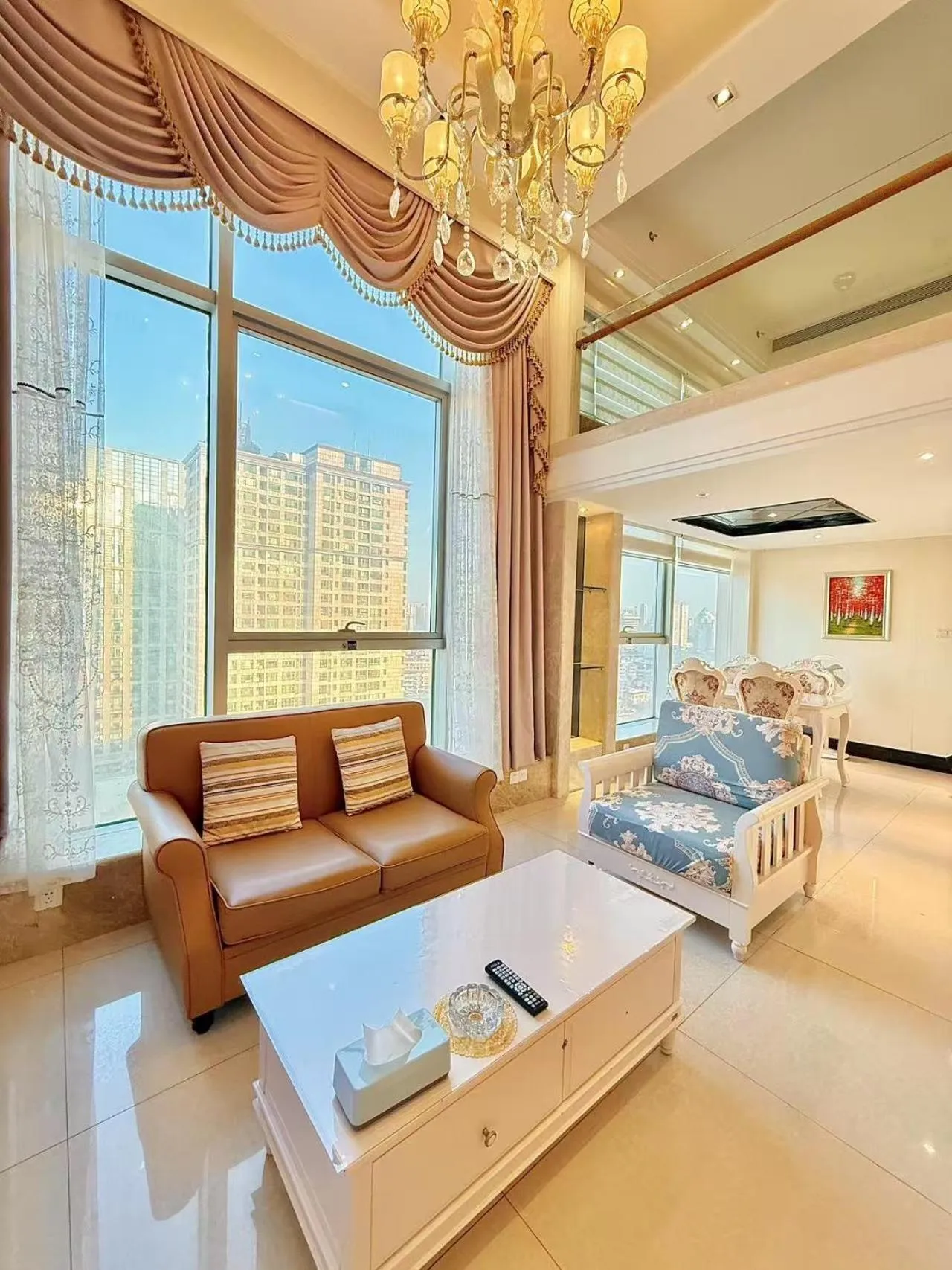 Living room, Bed in Barton International Residence Guangzhou - located in the city center adjacent to Beijing Road Pedestrian Street and Dafo Temple and close to the subway