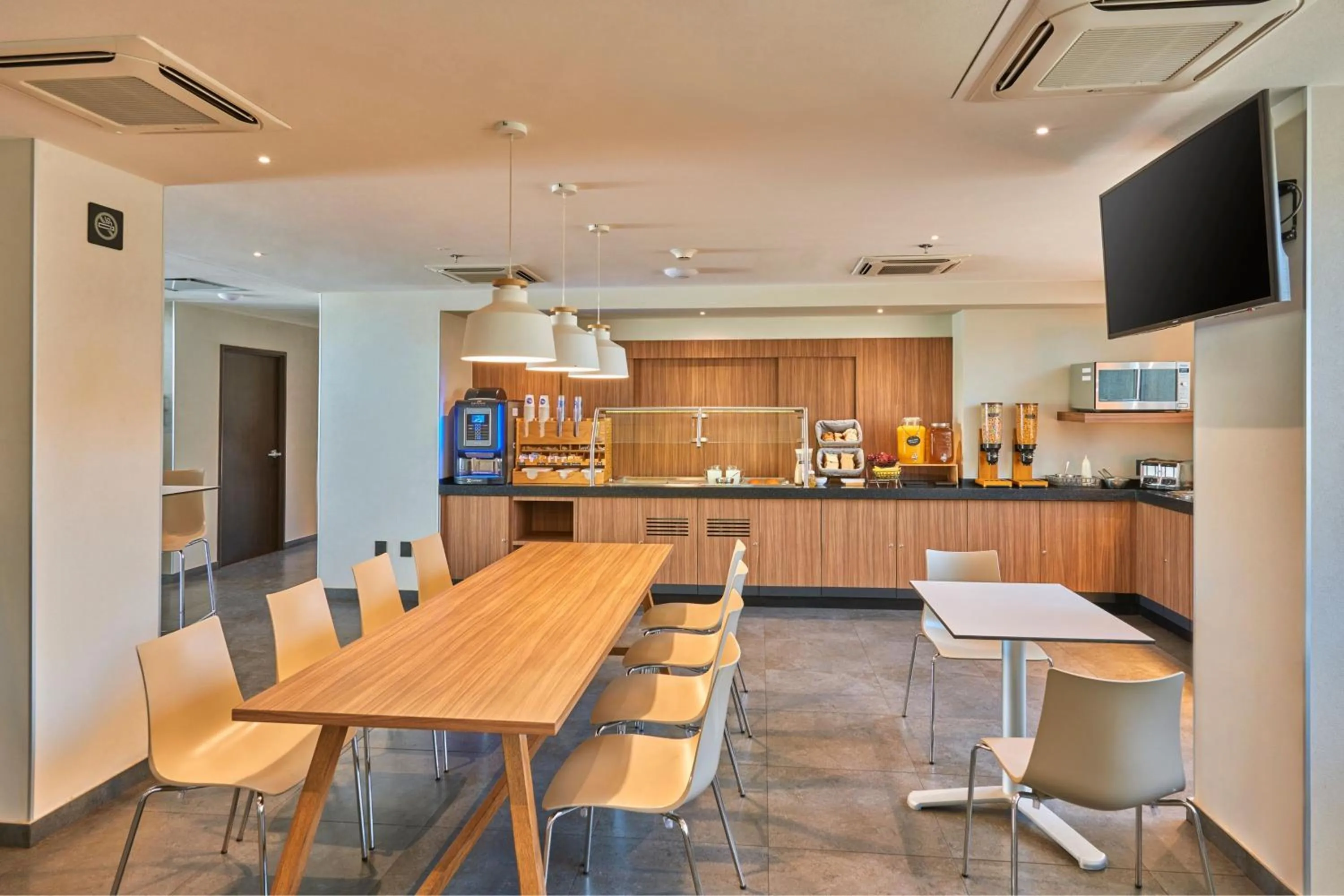 Breakfast in City Express by Marriott Caborca