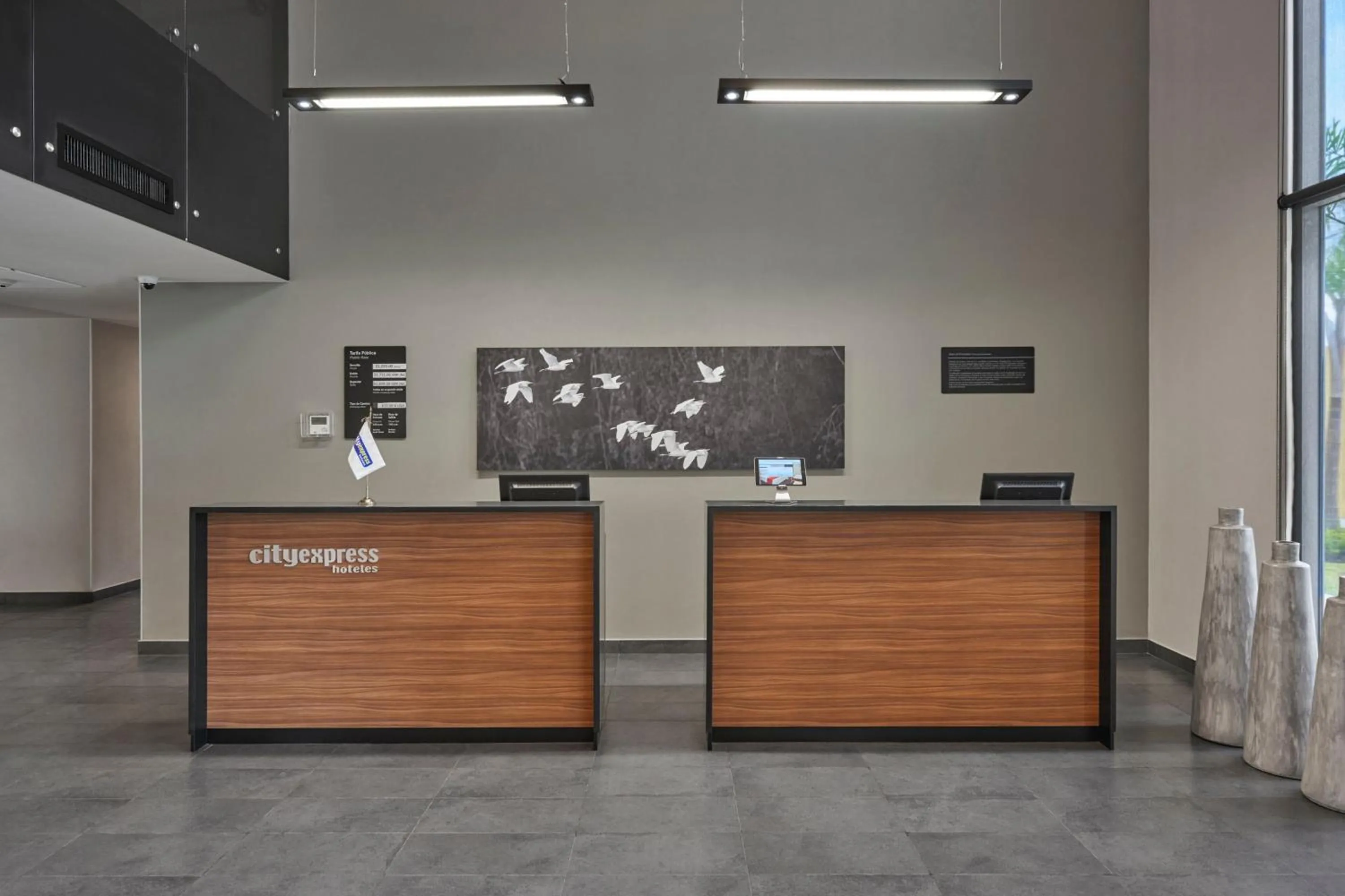 Lobby or reception in City Express by Marriott Caborca