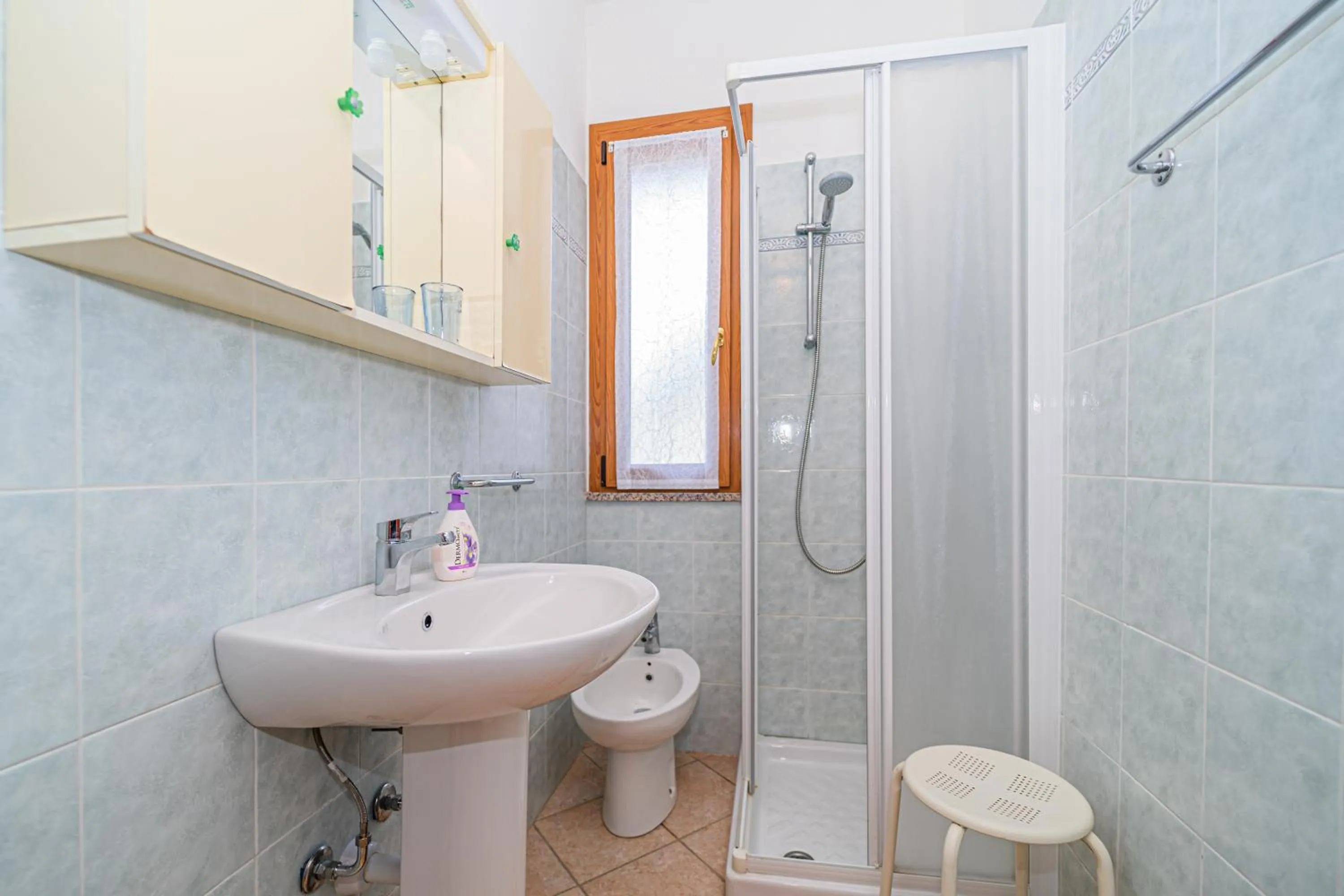 Master apartment in villa 68 places with large private garden