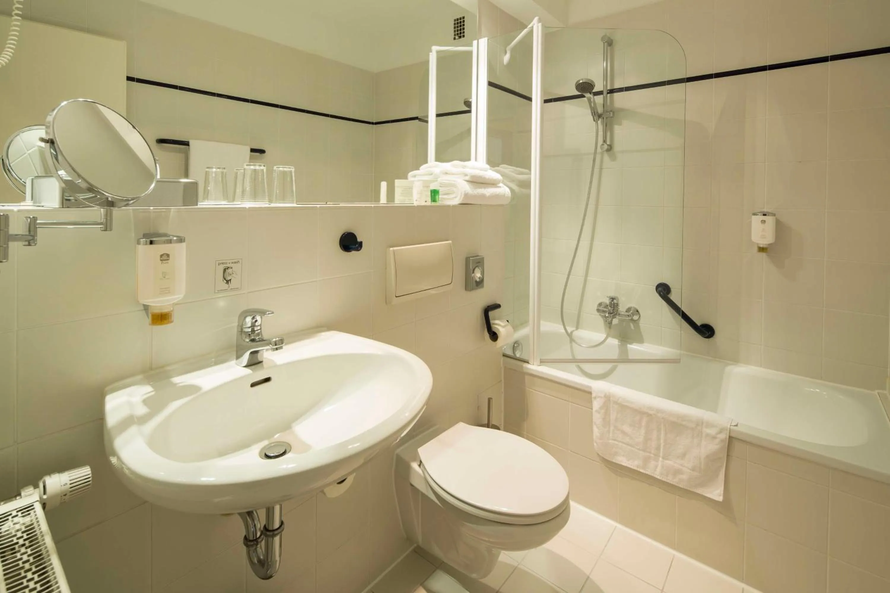 Bathroom in Best Western Plus Hotel Steinsgarten