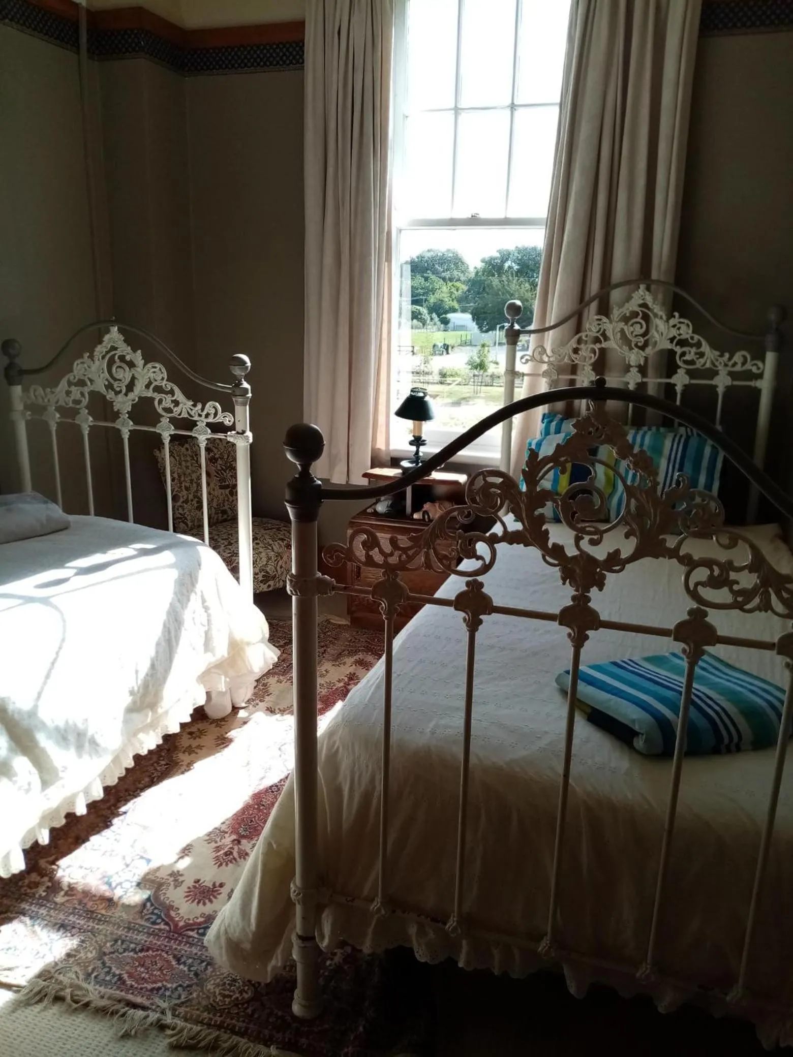 Bed in Manakau House The Old Manakau Hotel 1920