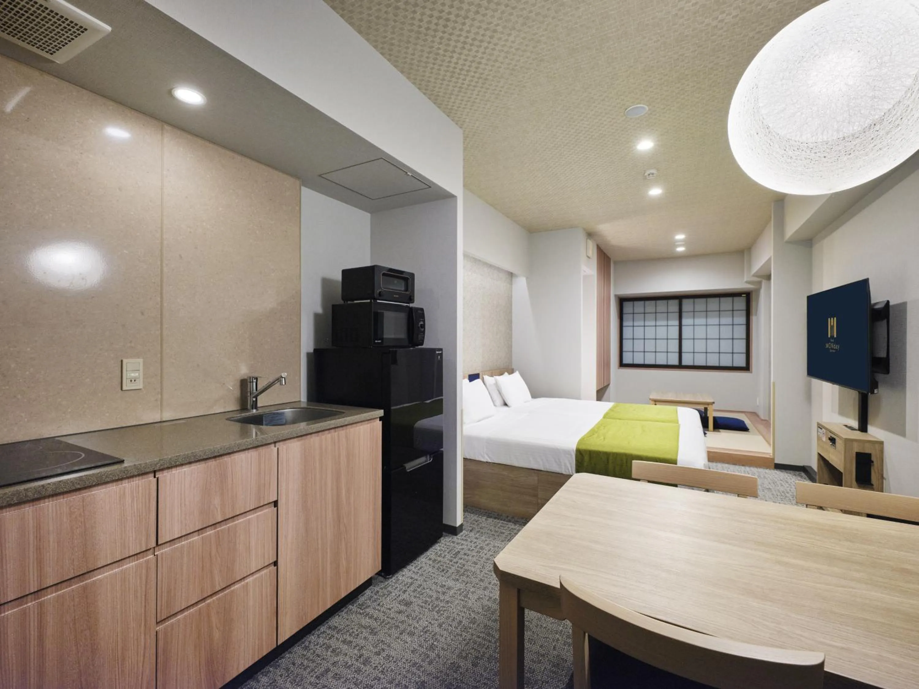 Bed in MONday Apart Premium UENO