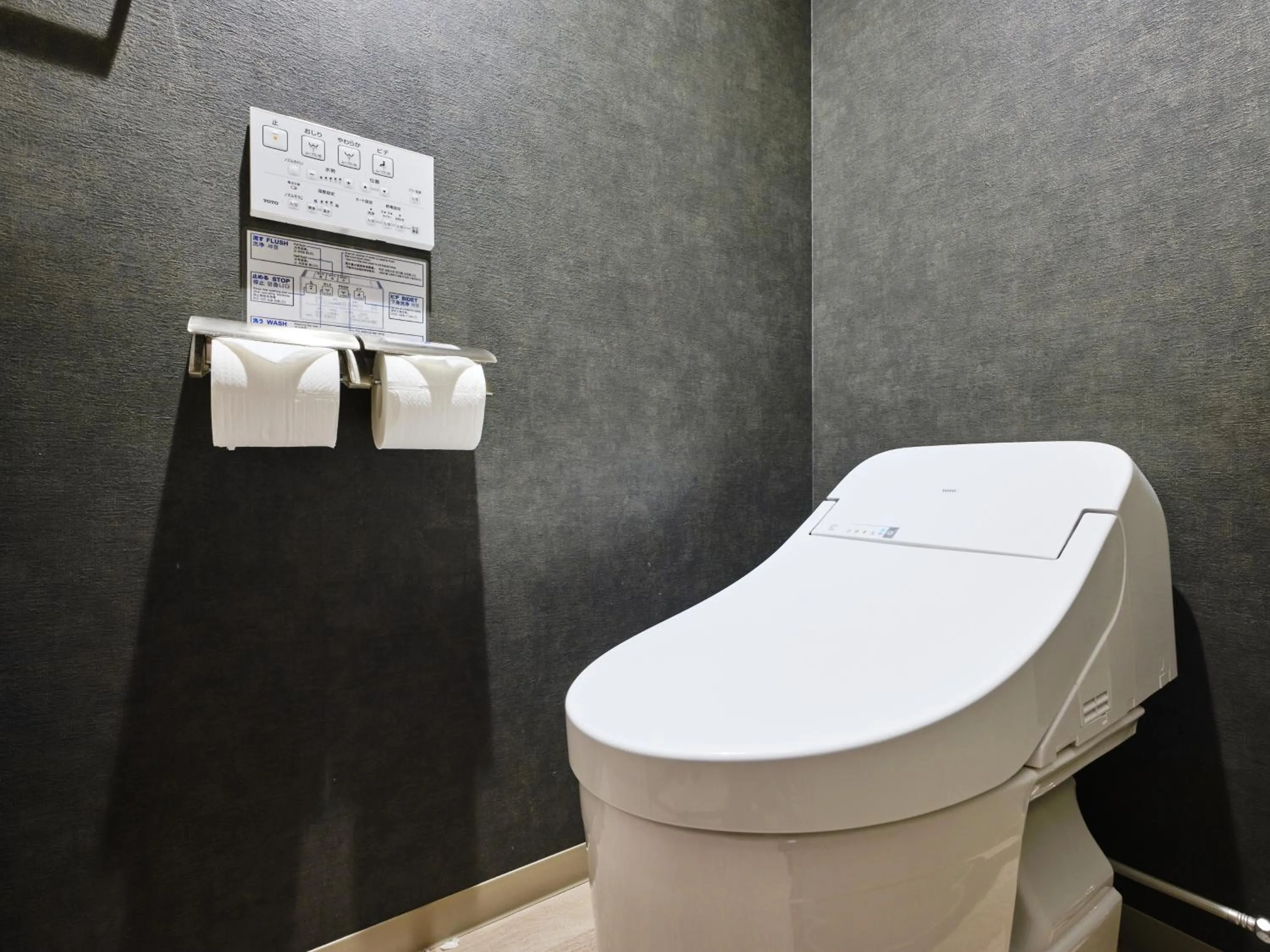 MONday Apart Premium UENO