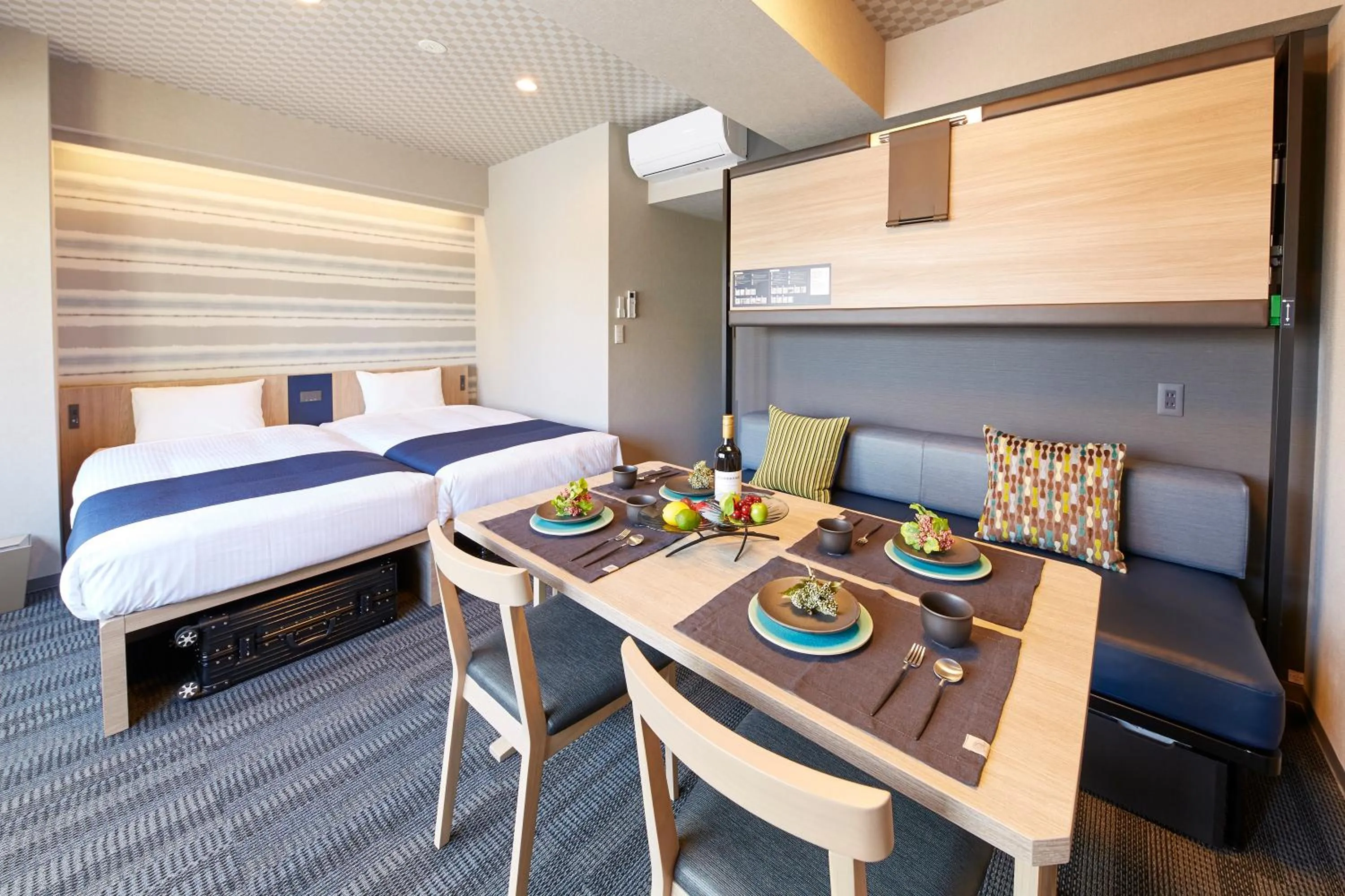 Bed in MONday Apart Premium Ginza Shintomicho