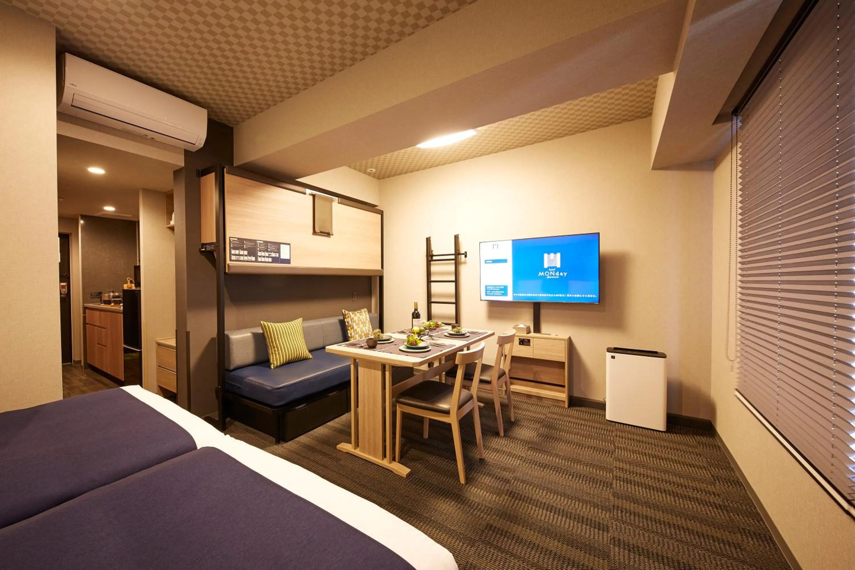 Bed in MONday Apart Premium Ginza Shintomicho