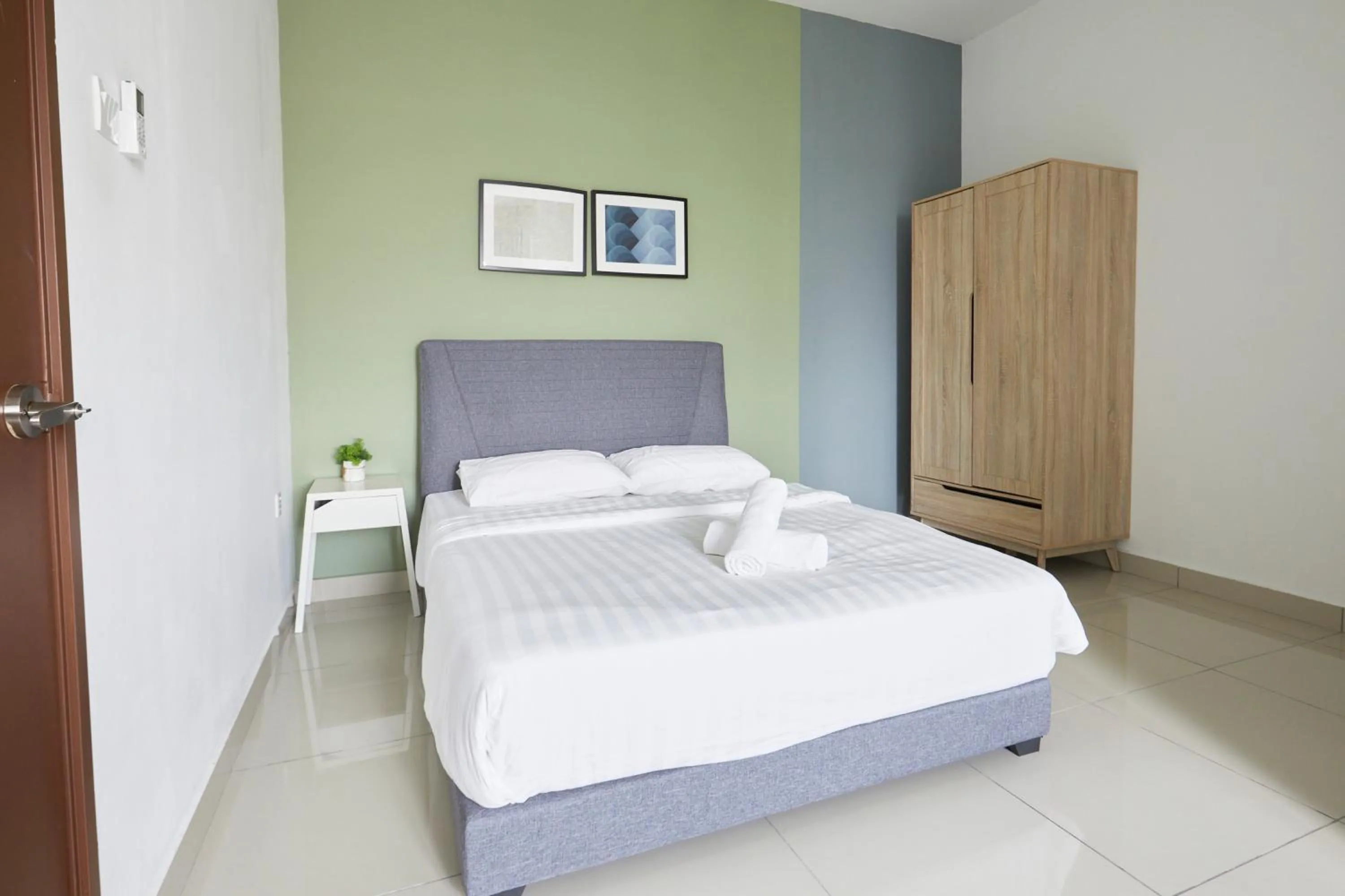 Bedroom, Bed in Desaru Arcadia Villa By Convergence