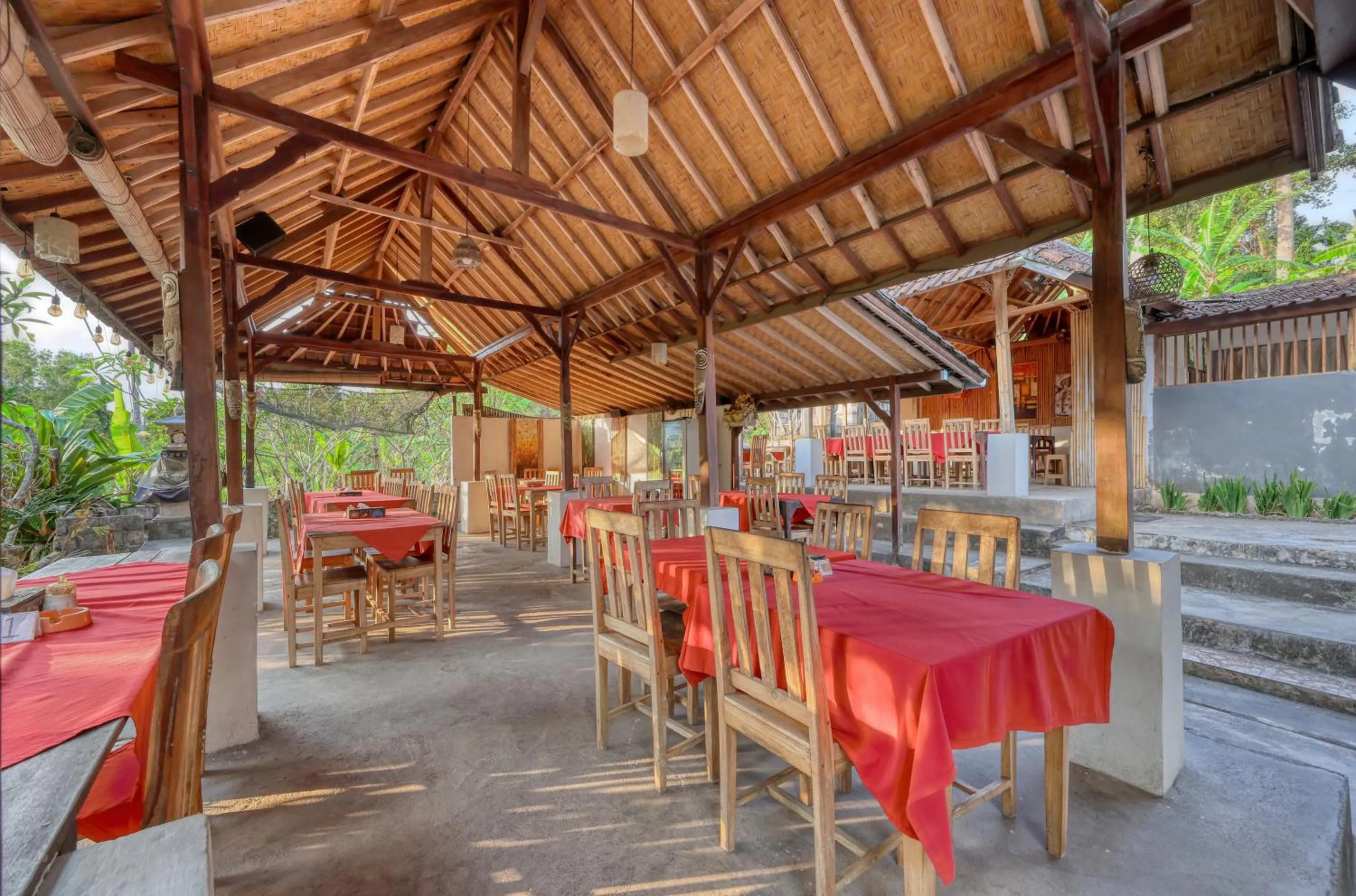 Restaurant/places to eat in NG Sweet Home