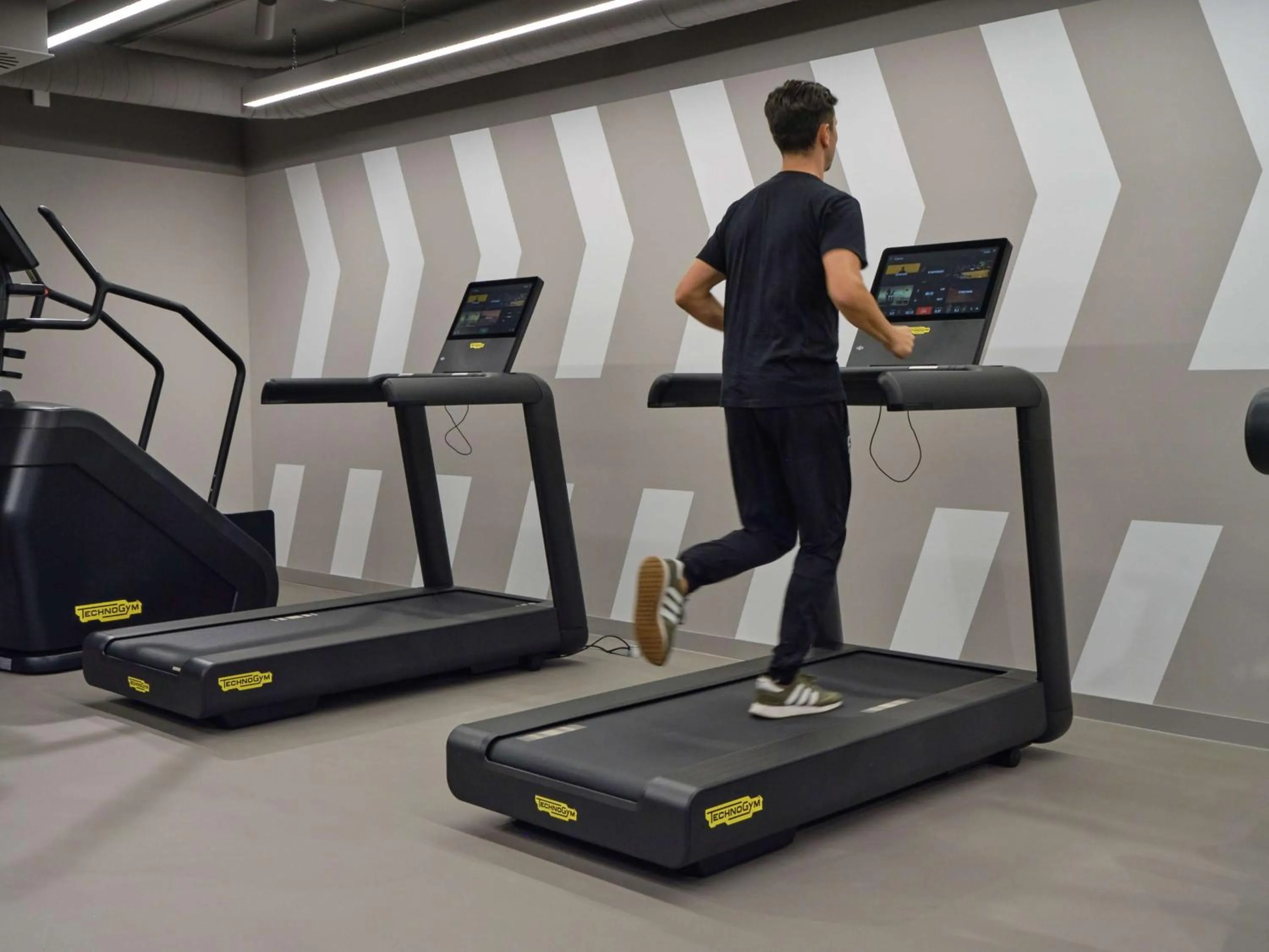 Fitness centre/facilities in ATLANTIC Hotel Münster