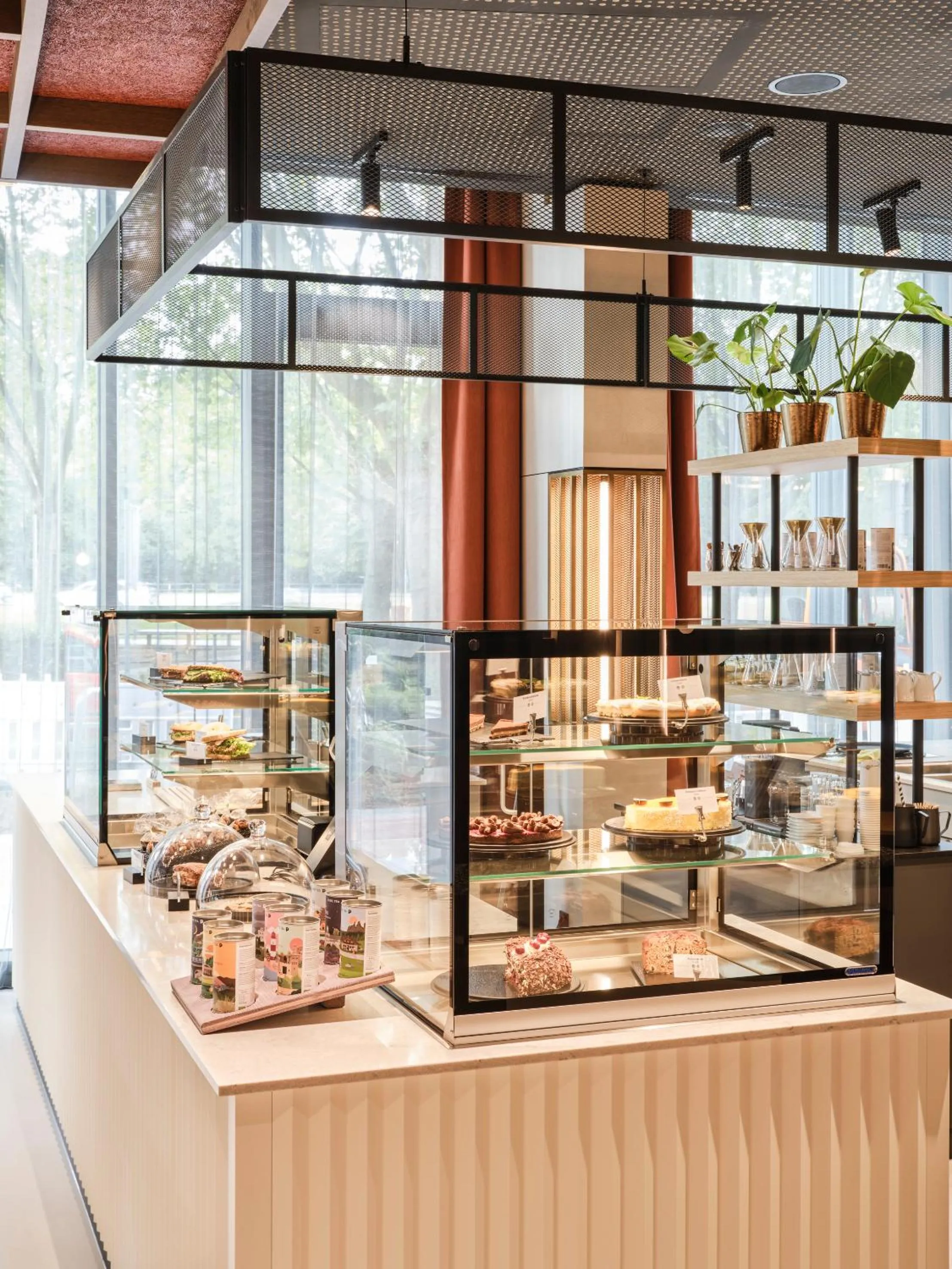 Restaurant/places to eat in ATLANTIC Hotel Münster