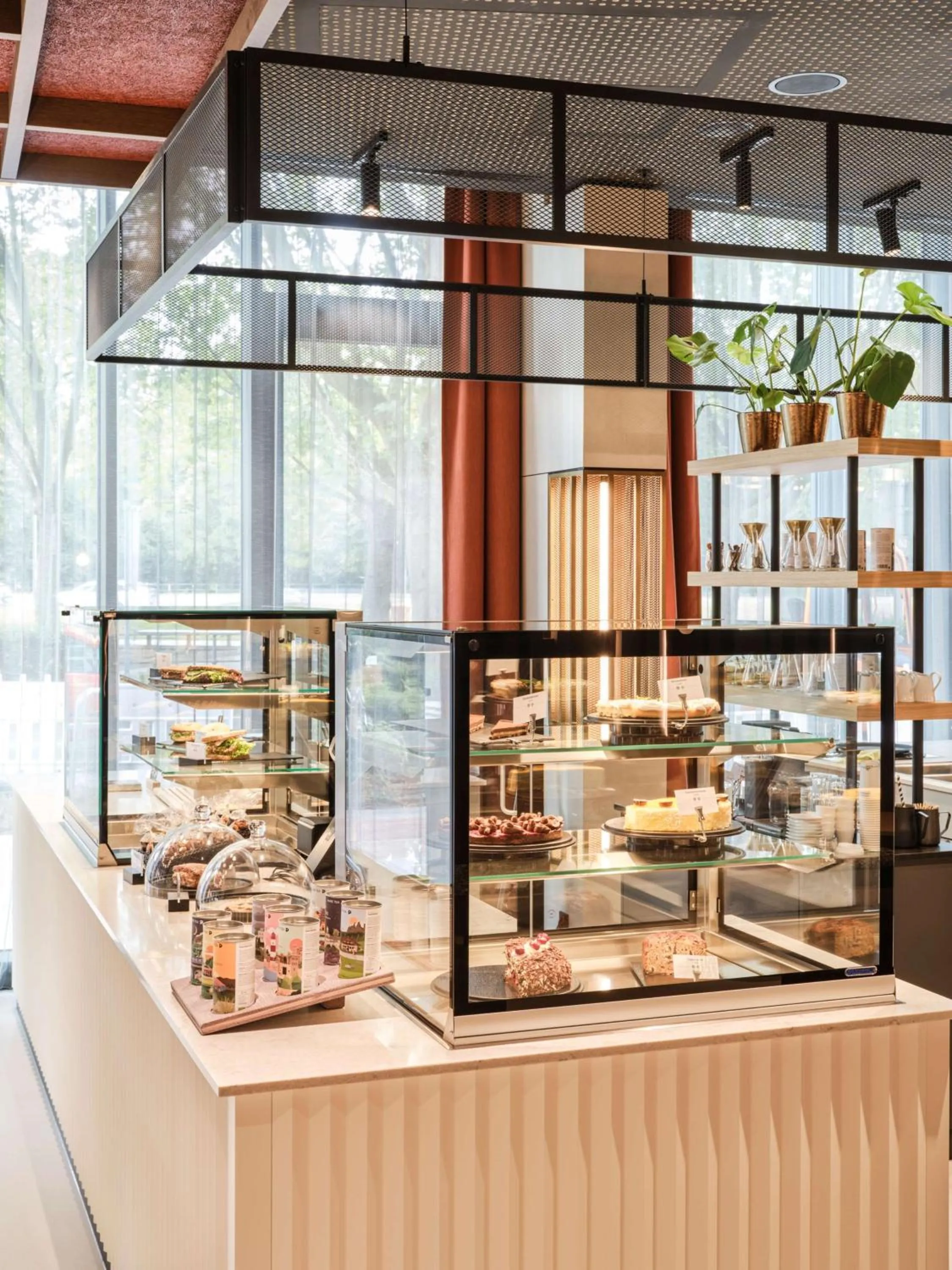 Restaurant/places to eat in ATLANTIC Hotel Münster