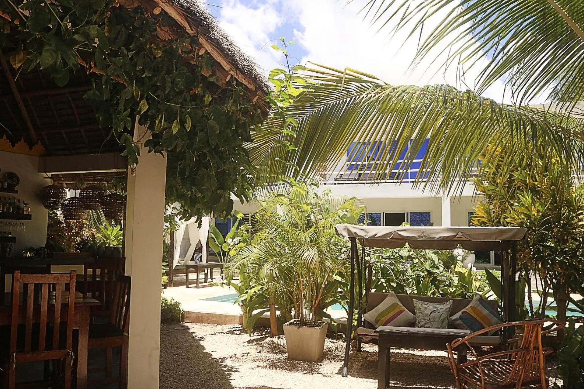 Restaurant/places to eat in Aurora Boutique Hotel Jambiani