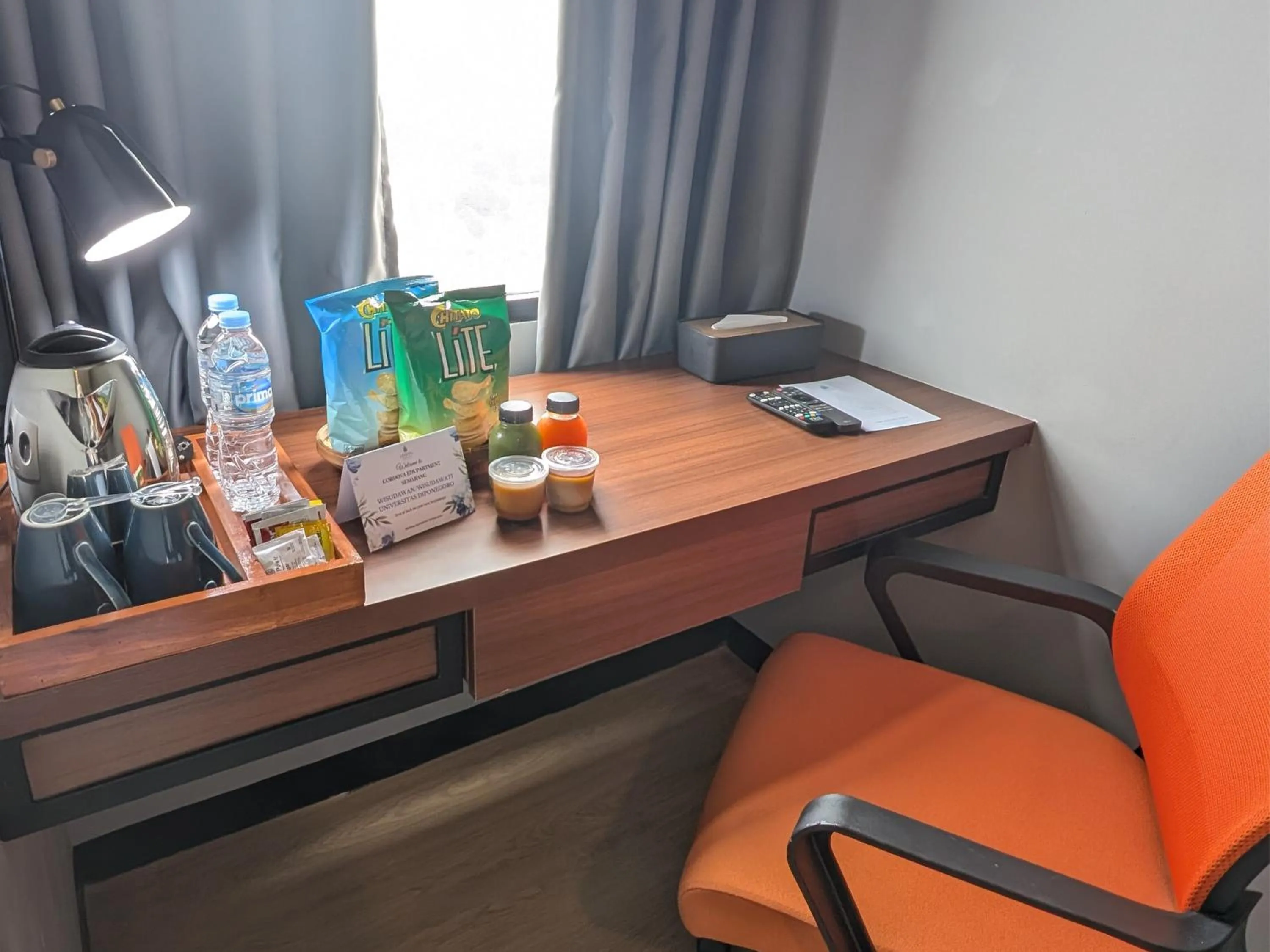 Seating area in Cordova Suites