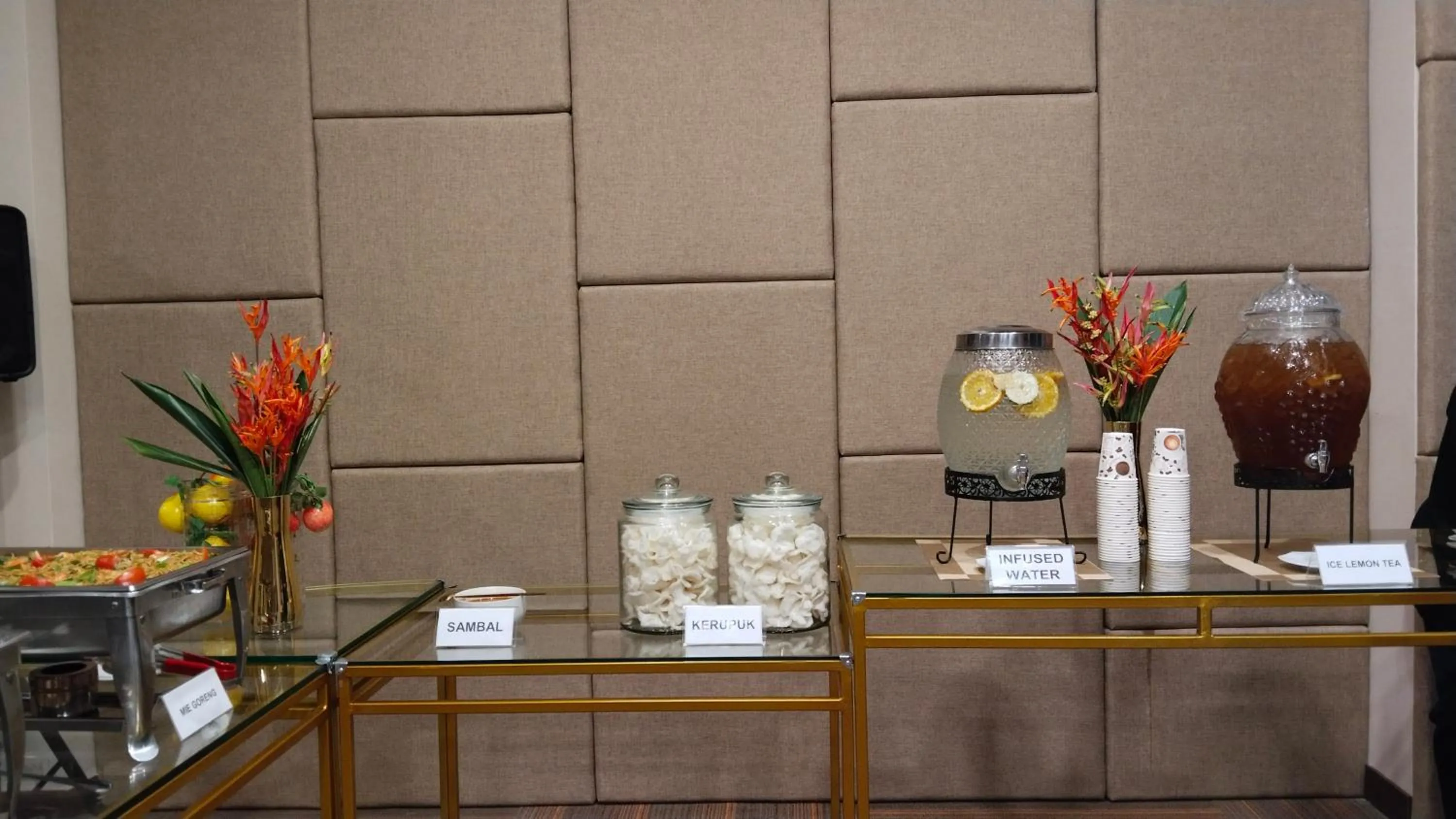 Food and drinks in Cordova Suites