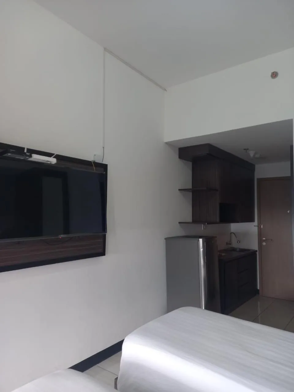 Bed in Cordova Suites